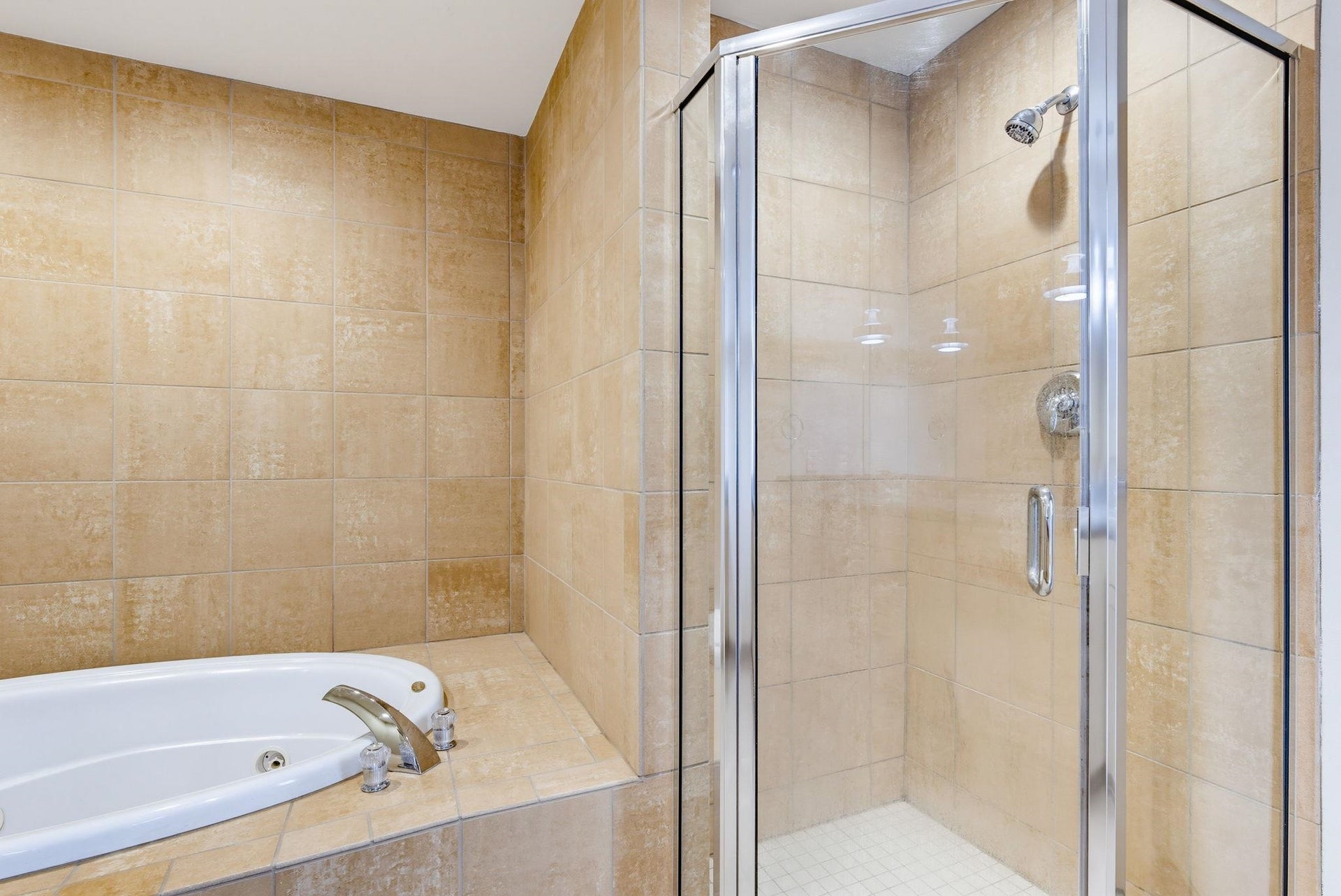 741 N Milwaukee Street, #203, Milwaukee, WI 53202