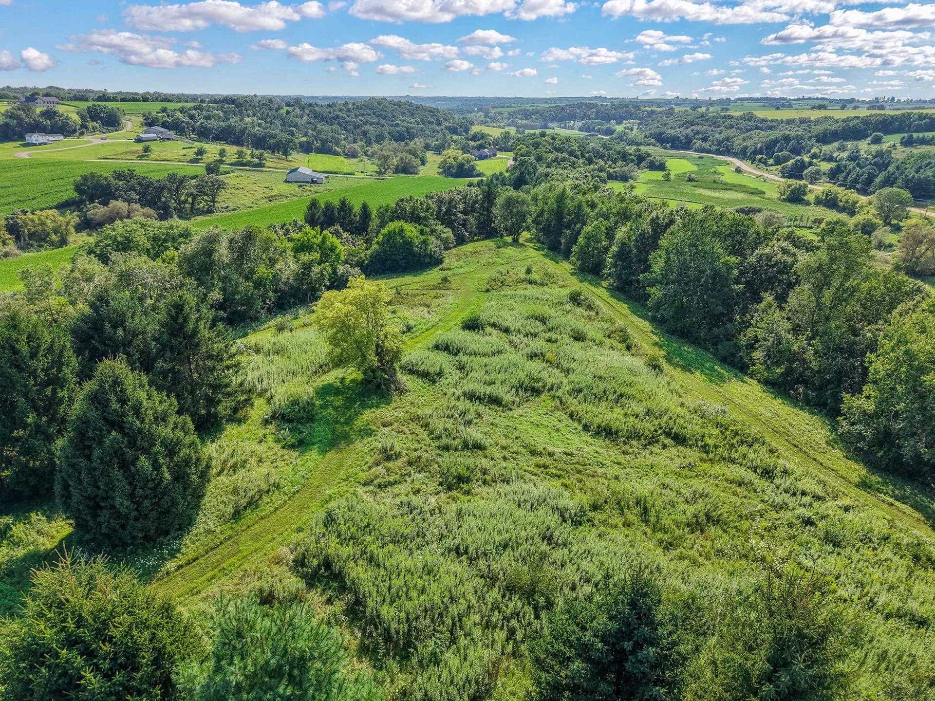 10576 Mayflower Road, Blue Mounds, WI 53572
