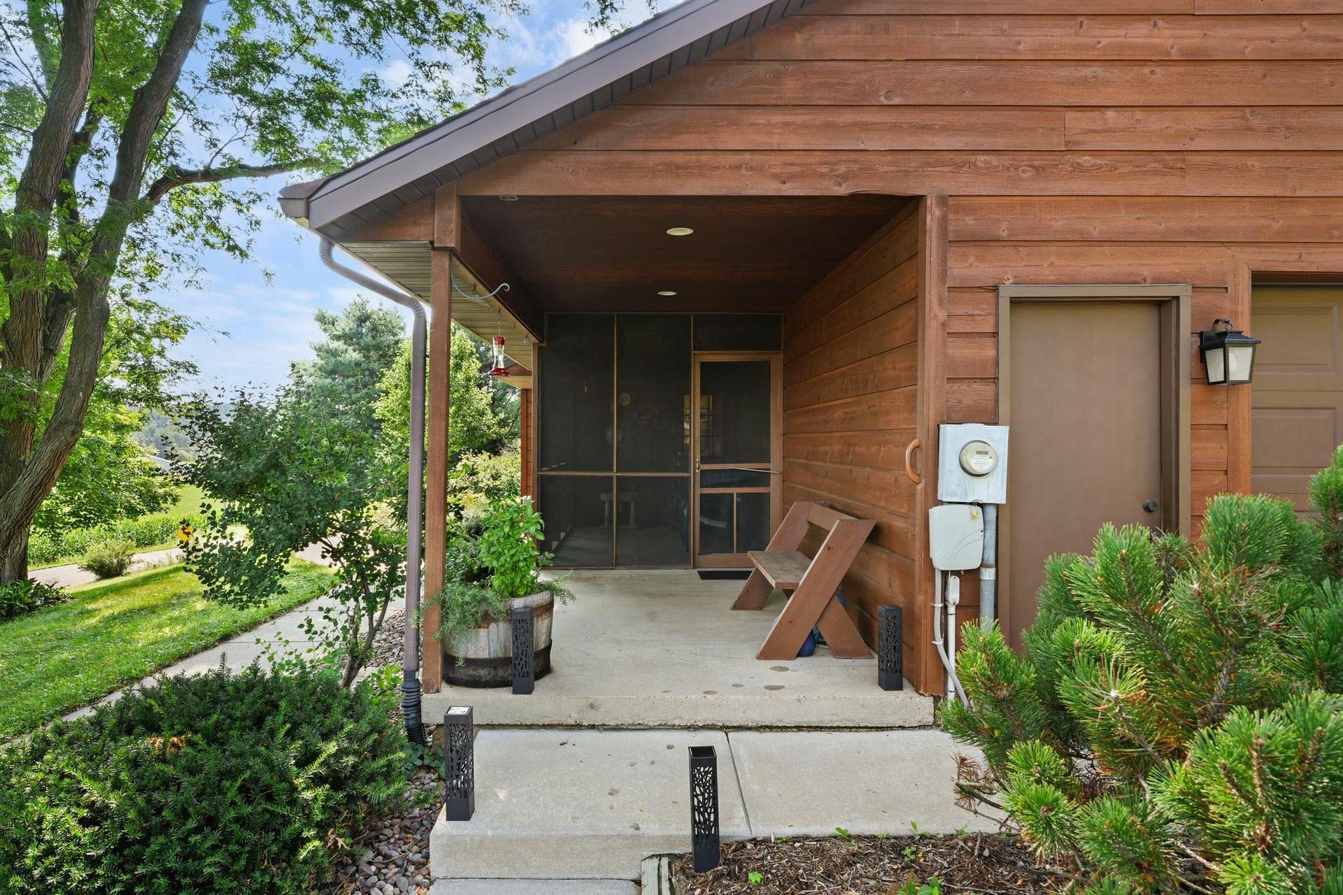 10576 Mayflower Road, Blue Mounds, WI 53572