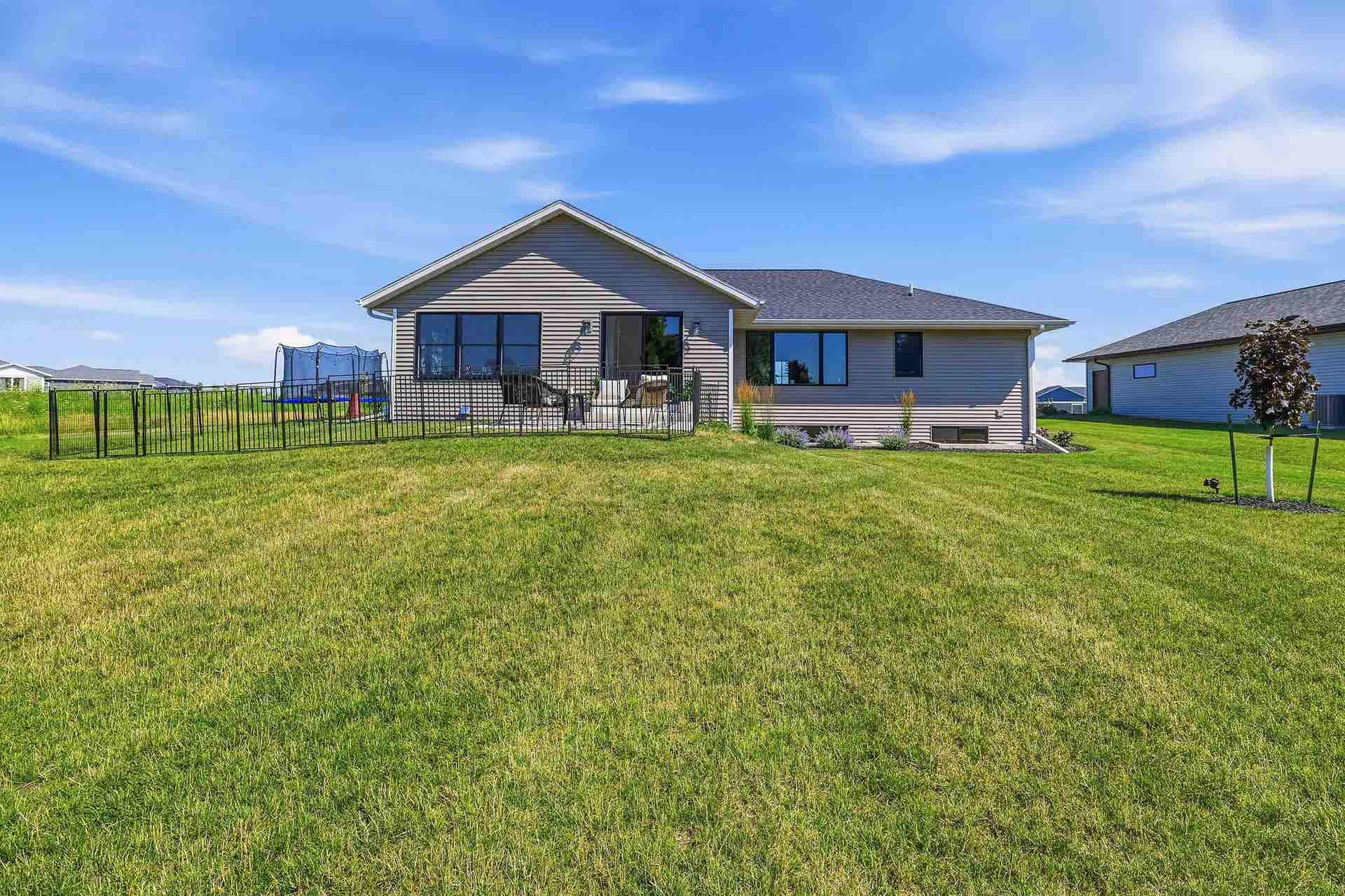 2747 Stonebrook Drive, Sheboygan, WI 53081