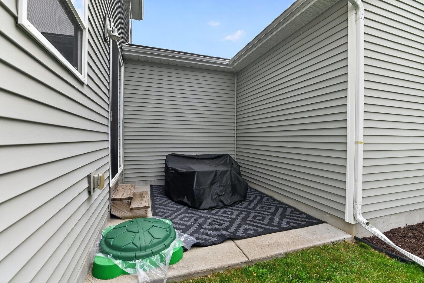 1133 O'keeffe Avenue, Sun Prairie, WI 53590