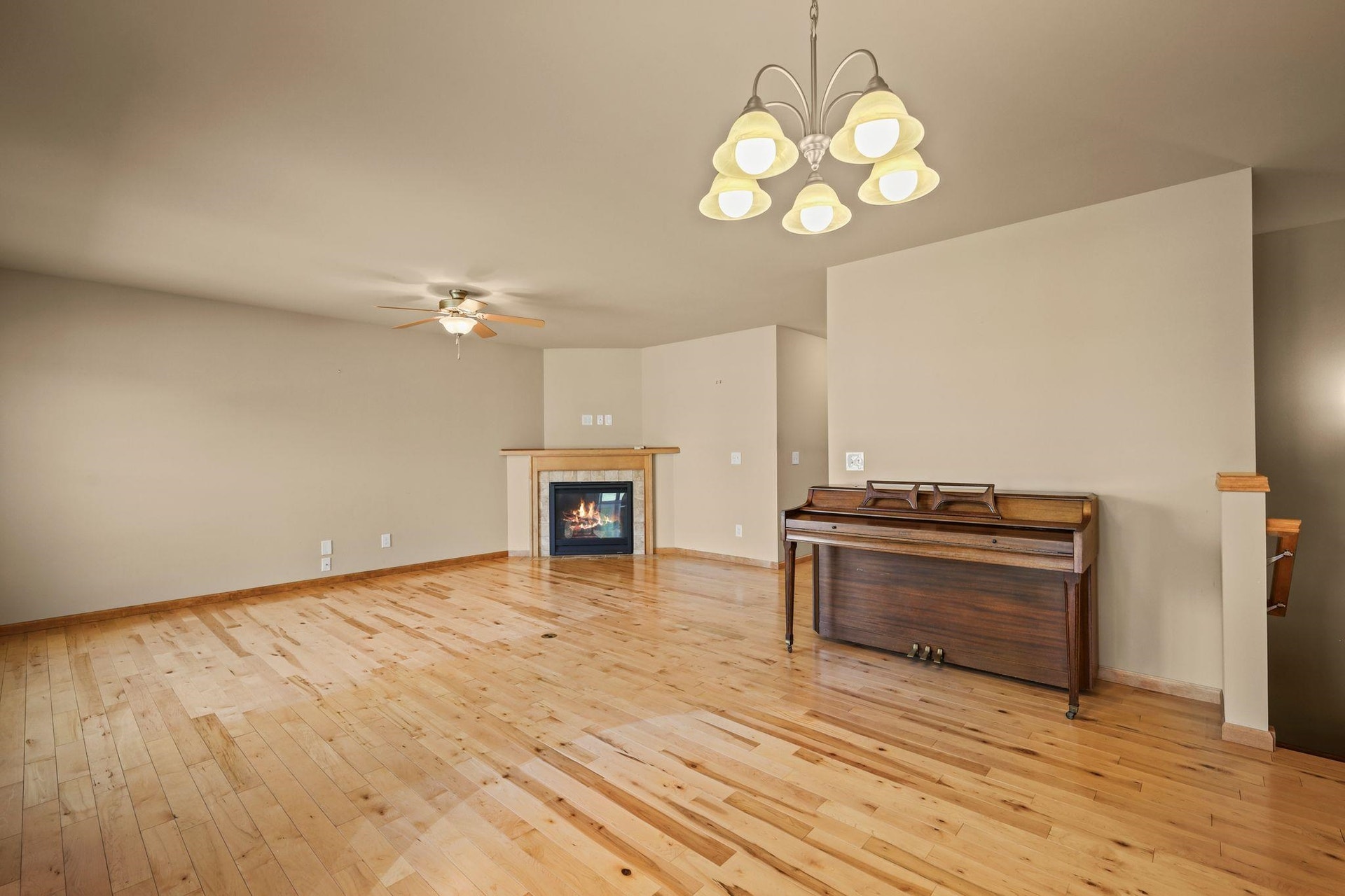 7 Half Moon Court, Madison, WI 53718