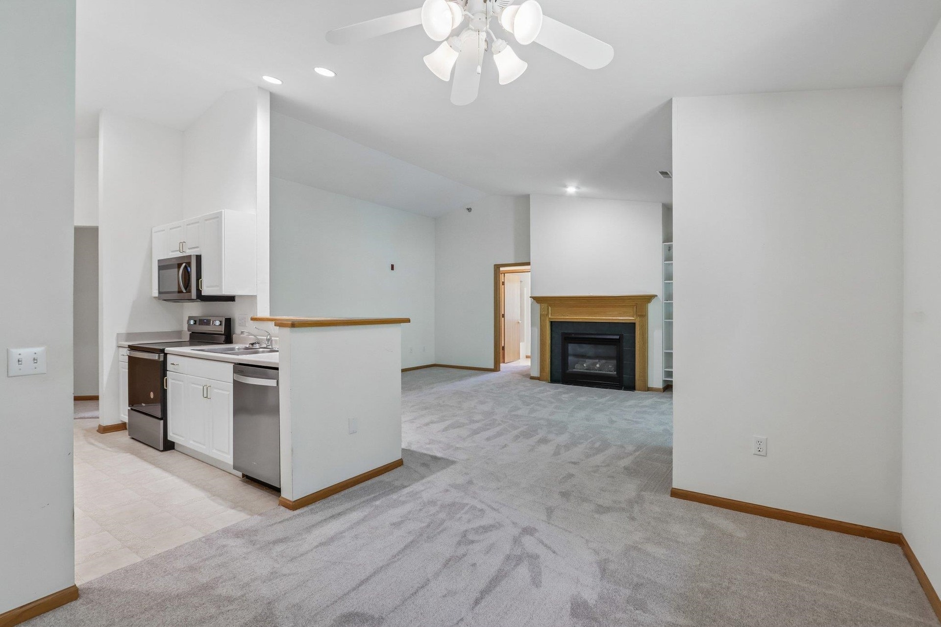 2820 Mickelson Parkway, #302, Fitchburg, WI 53711