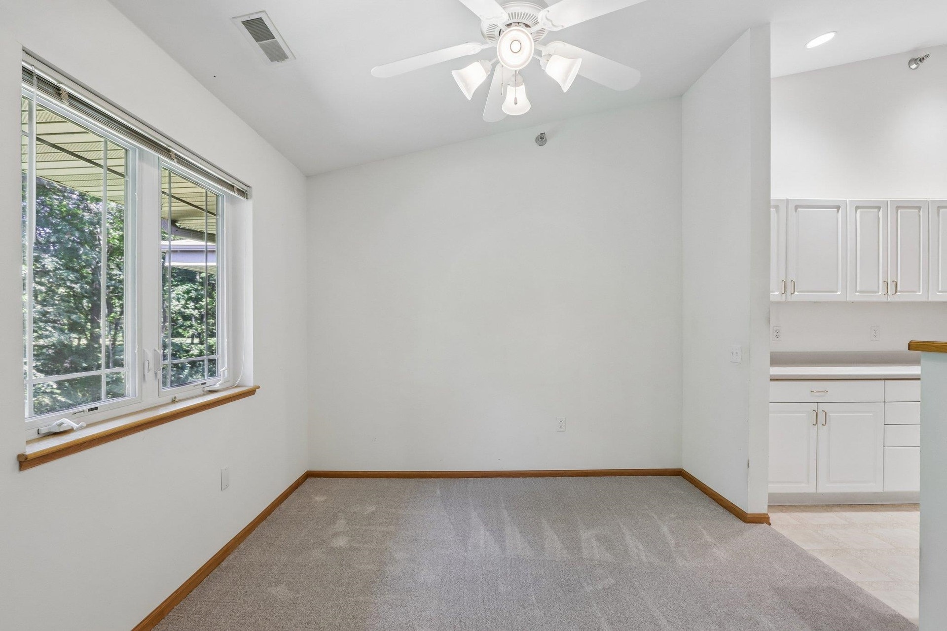 2820 Mickelson Parkway, #302, Fitchburg, WI 53711