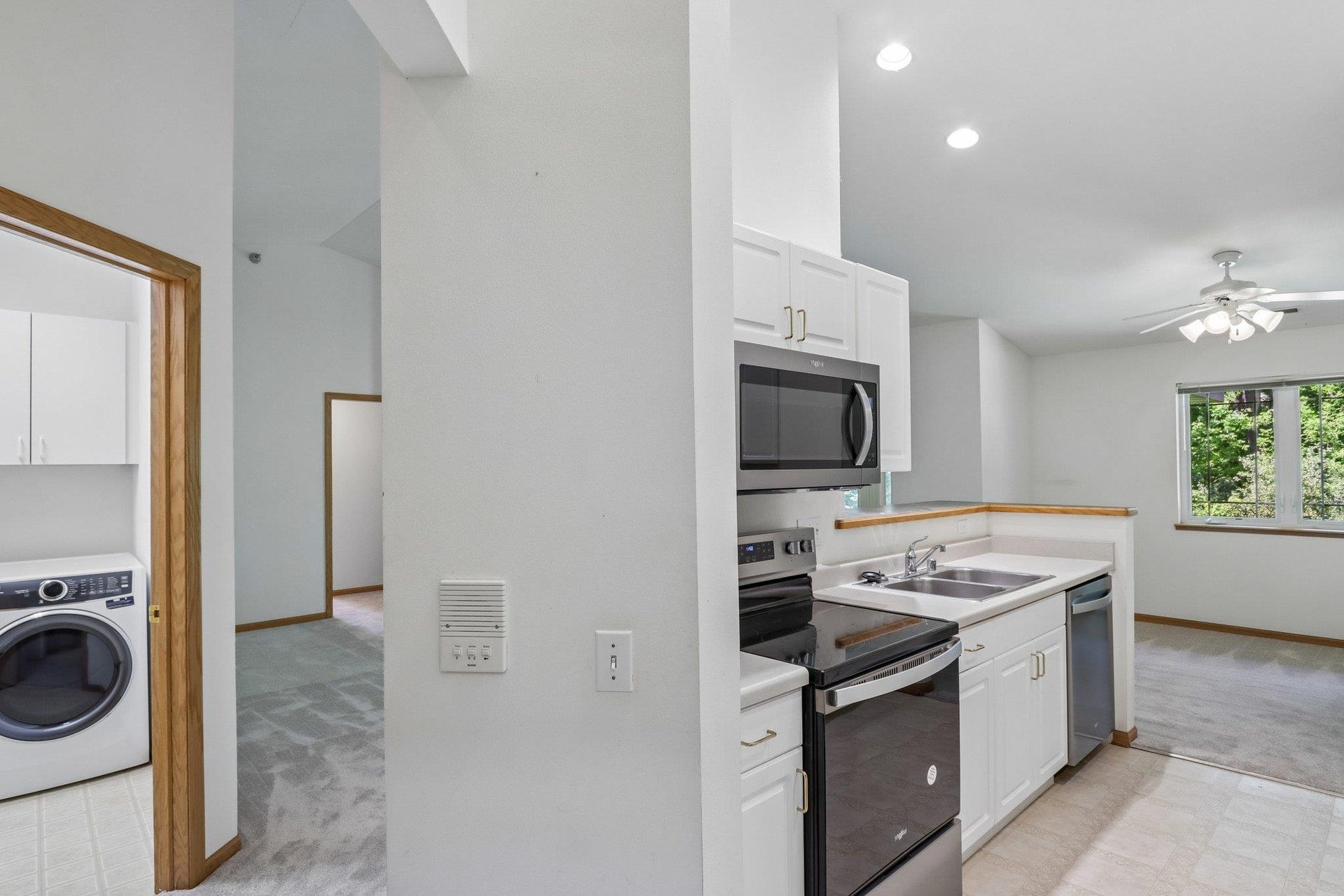 2820 Mickelson Parkway, #302, Fitchburg, WI 53711