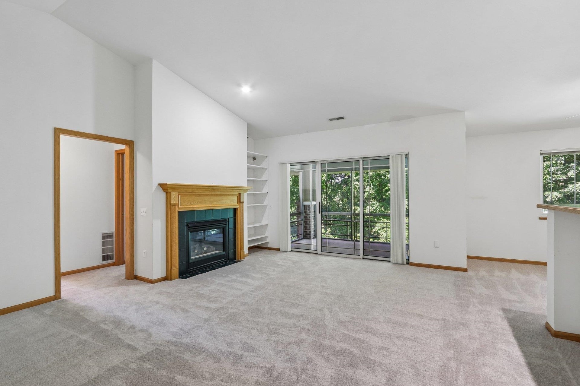 2820 Mickelson Parkway, #302, Fitchburg, WI 53711