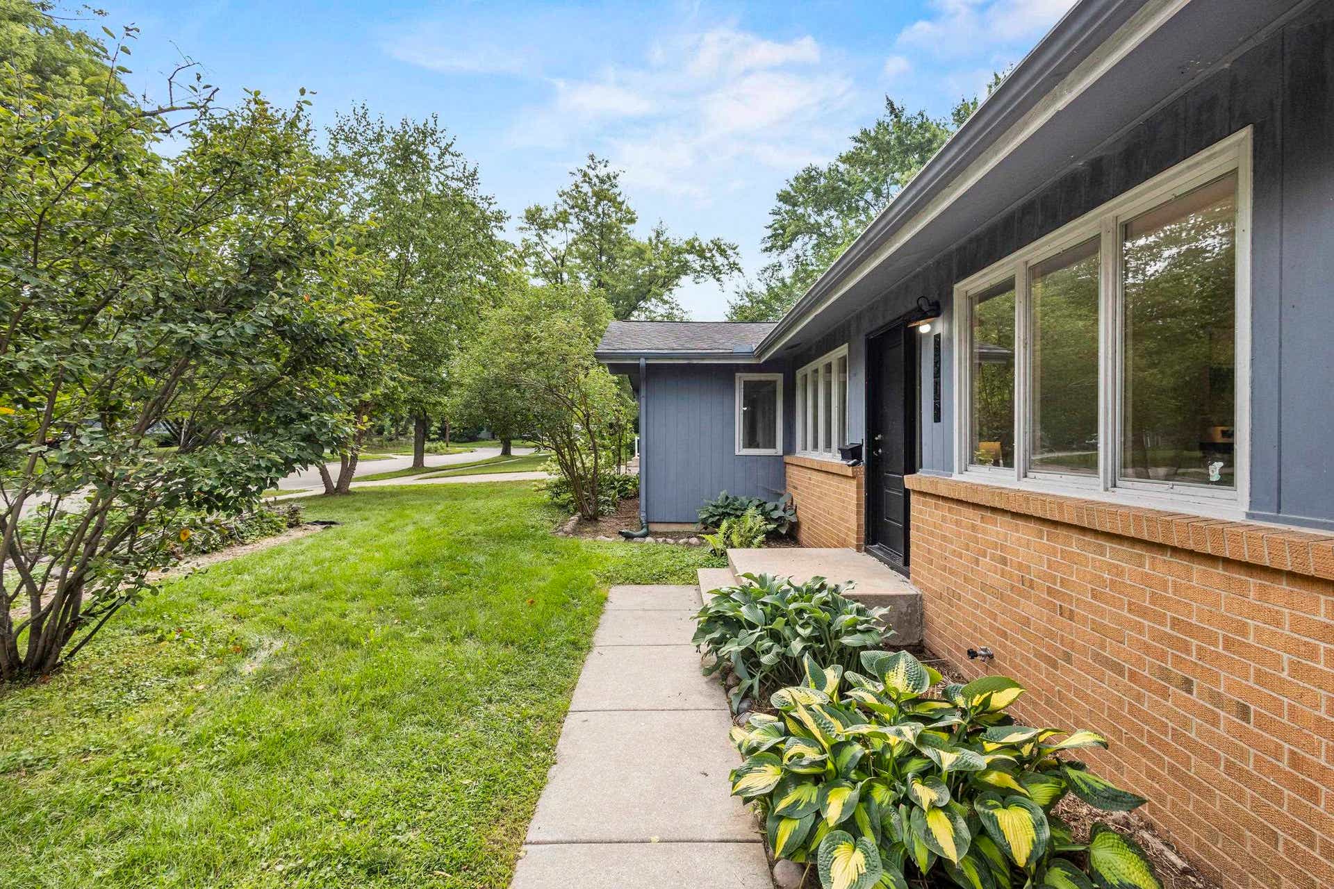 2310 Tanager Trail, Madison, WI 53711