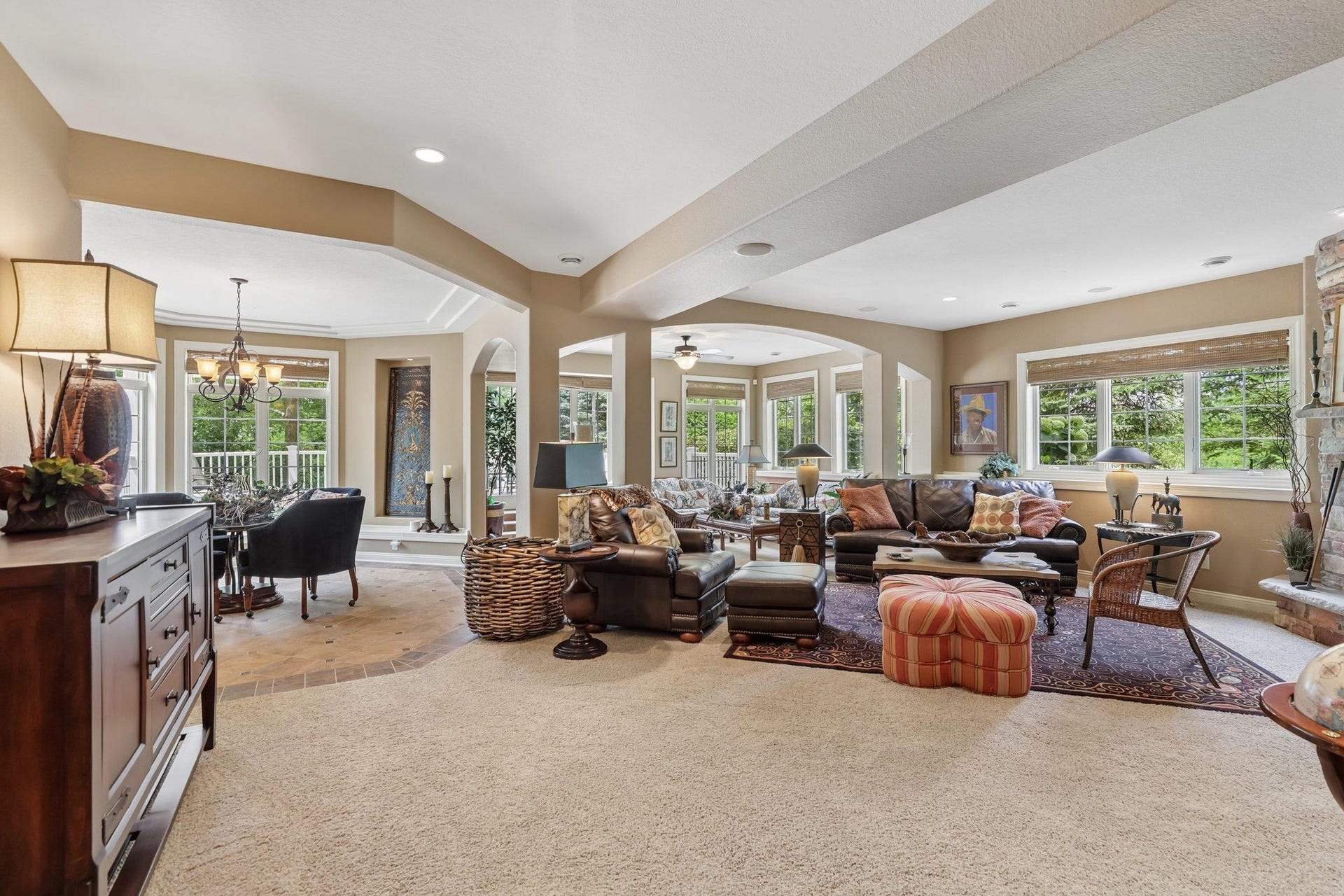 1616 Bellewood Drive, Waunakee, WI 53597