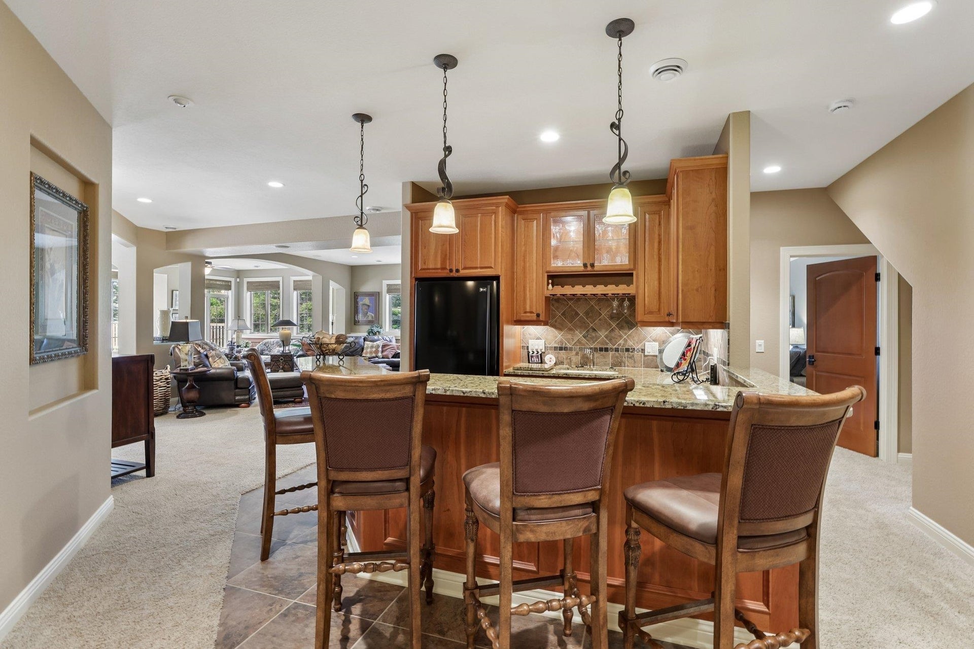 1616 Bellewood Drive, Waunakee, WI 53597