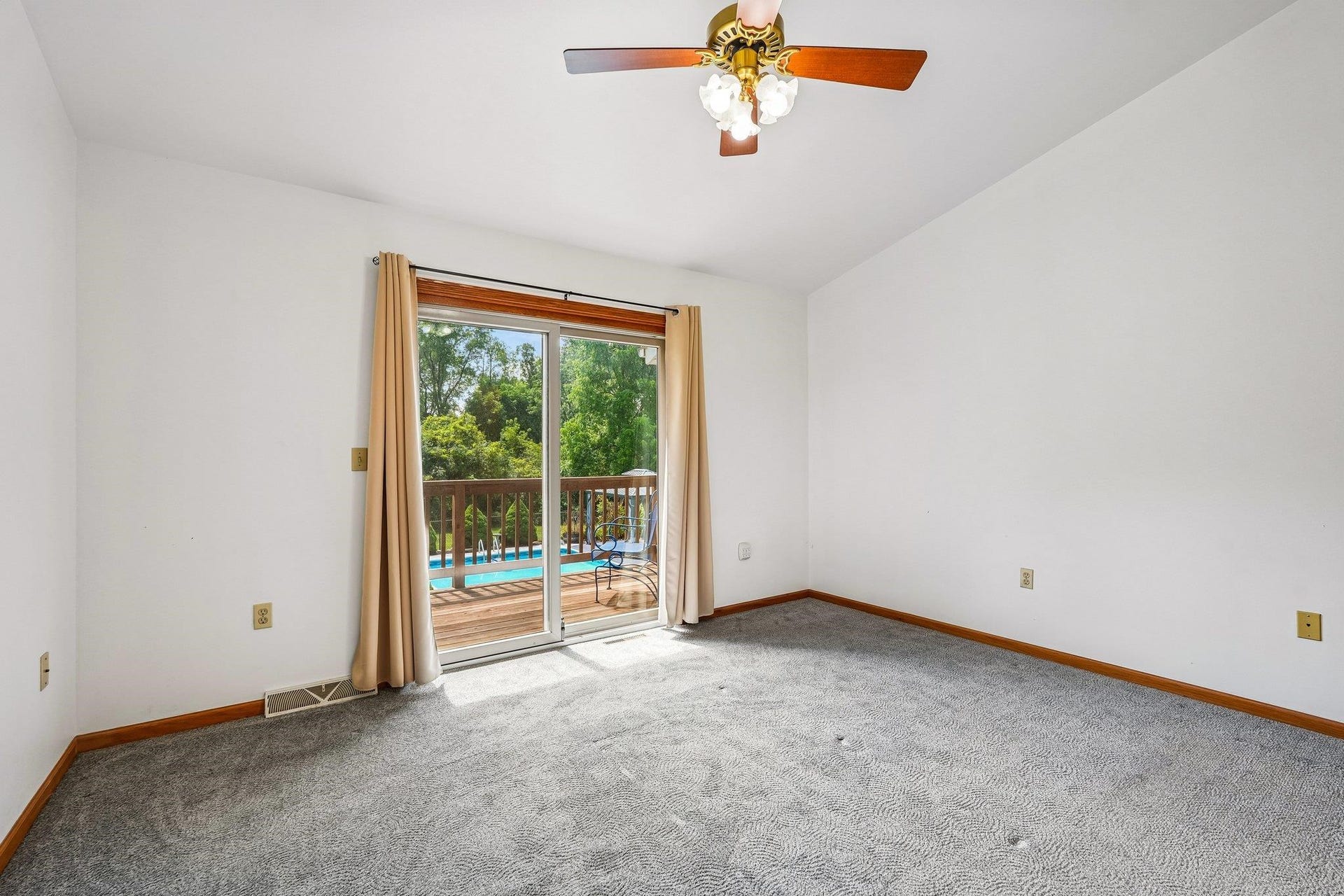 N727 Blue Spring Lake Drive, Palmyra, WI 53156