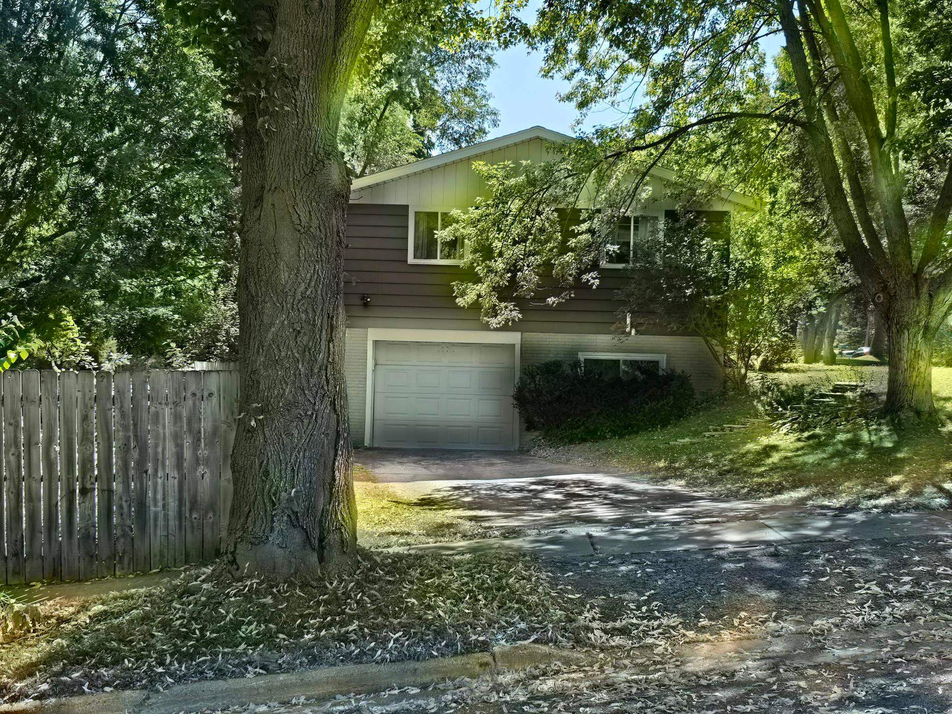 902 Moorland Road, Madison, WI 53713