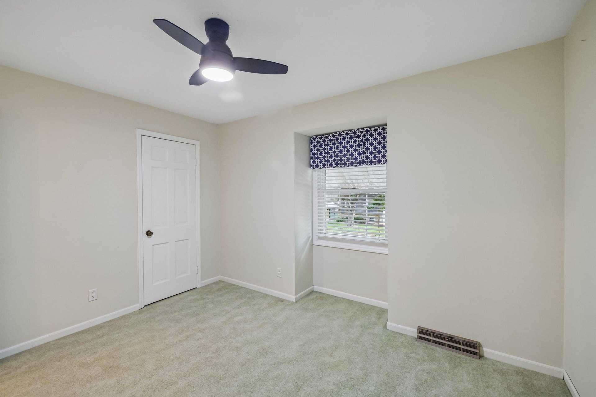 5318 Comanche Way, Madison, WI 53704