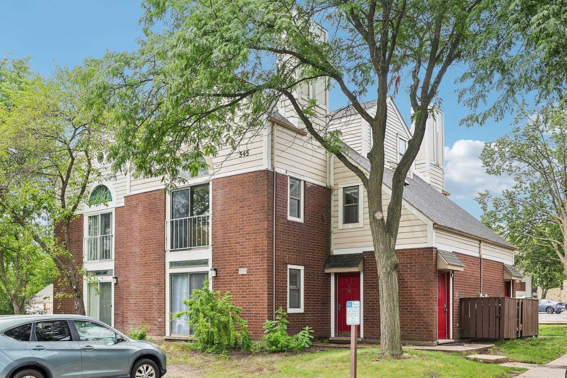 545 Donofrio Drive, #5, Madison, WI 53719