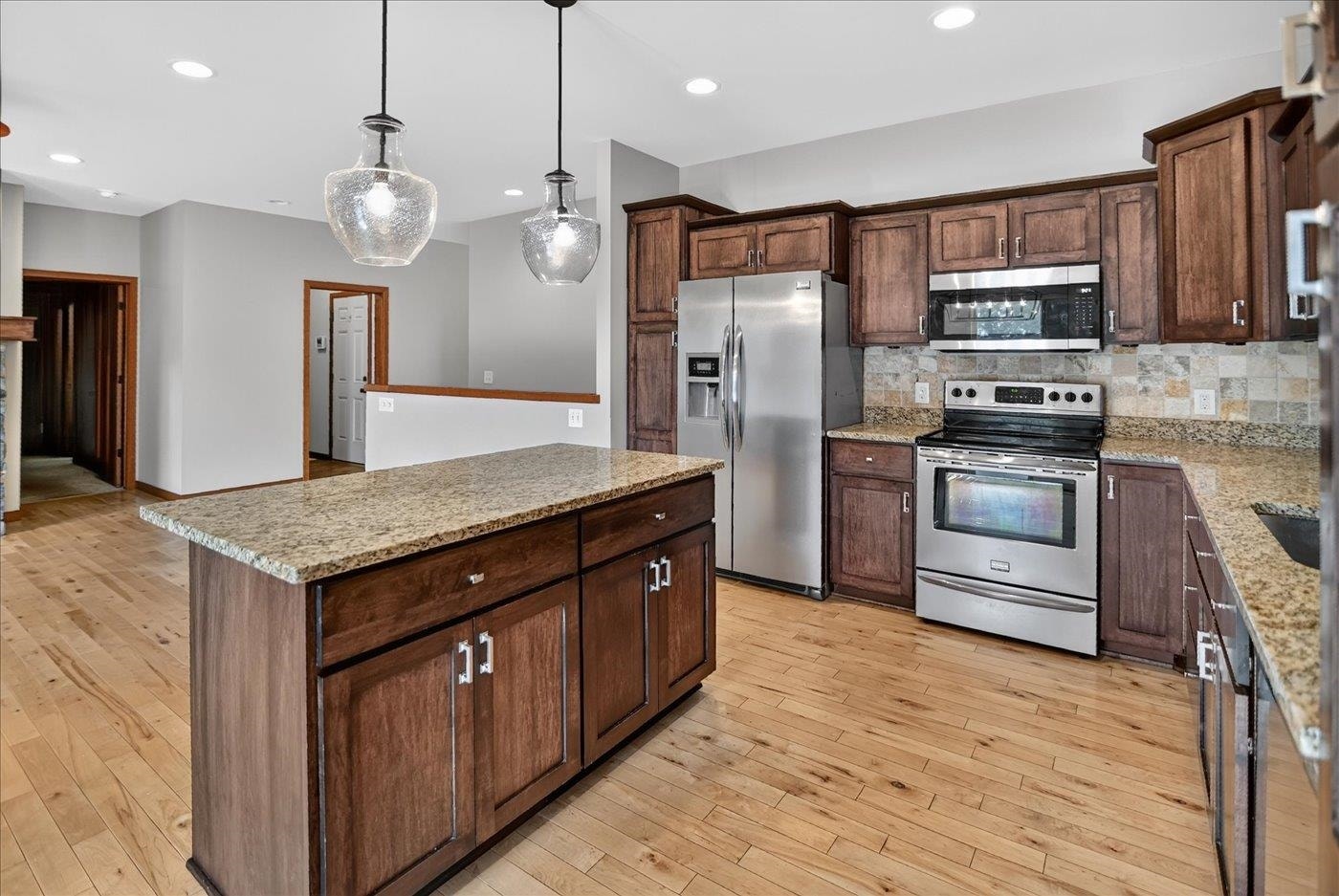 8927 Sunstone Lane, Middleton, WI 53562