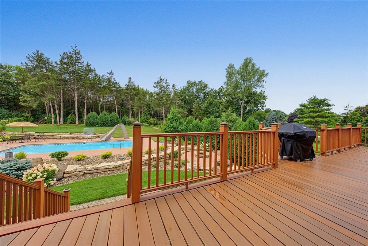 7341 Lone Cedar Court, Roxbury, WI 53583