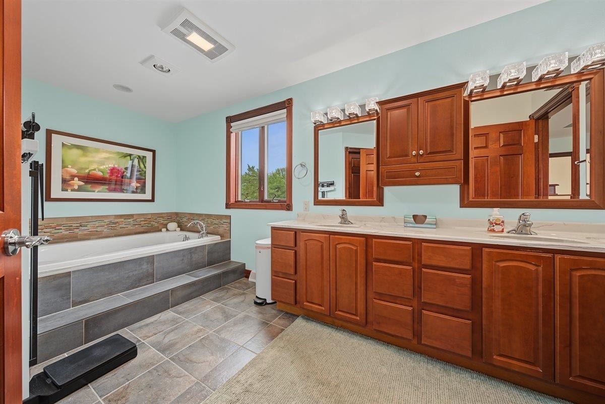 7341 Lone Cedar Court, Roxbury, WI 53583