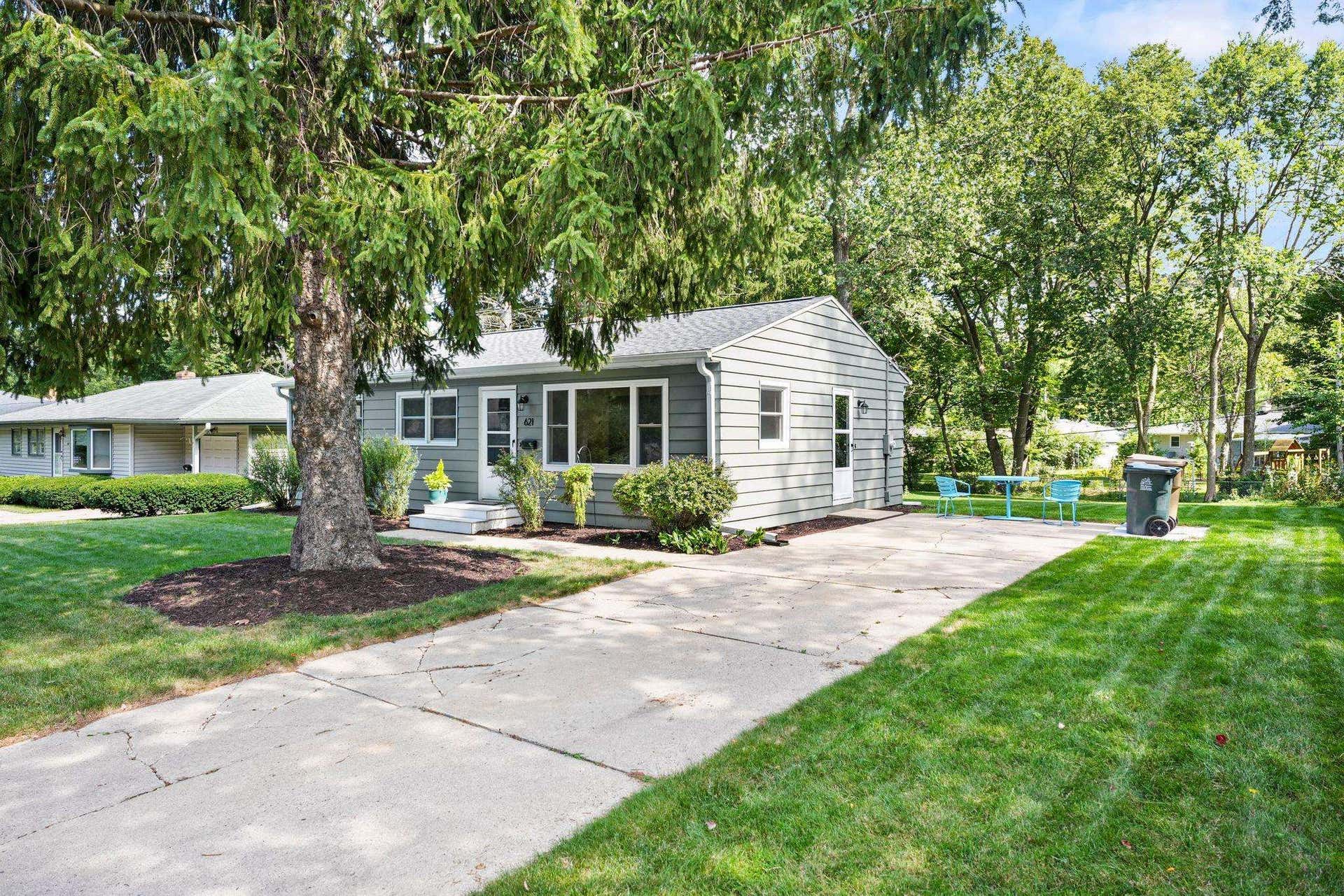 621 S Segoe Road, Madison, WI 53711