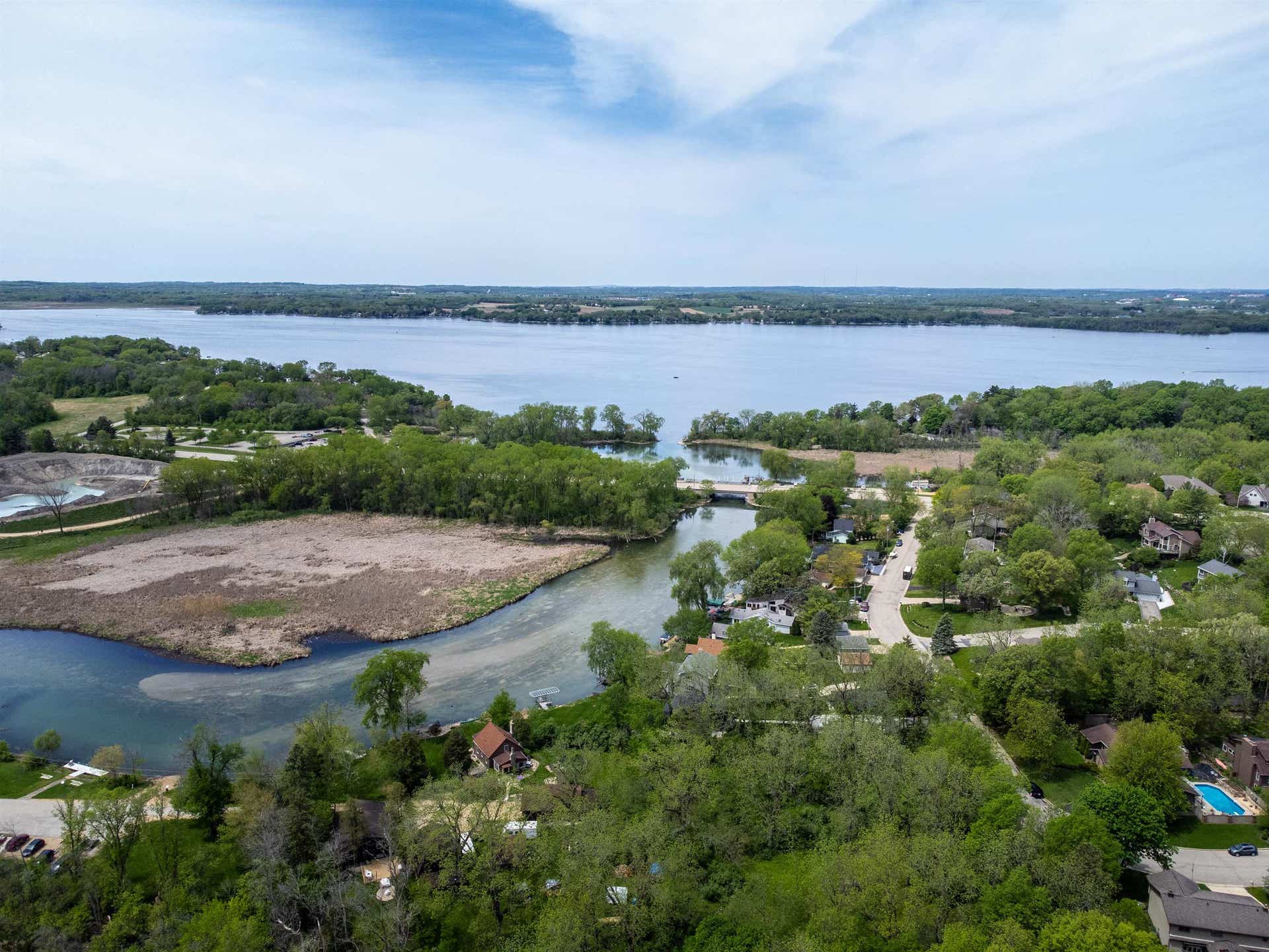 2894 Waubesa Avenue, Dunn, WI 53711