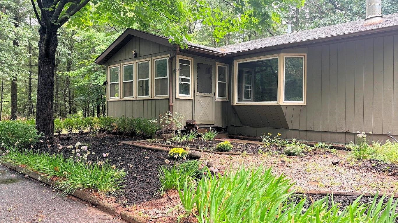 3391 8th Avenue, Springville, WI 53965