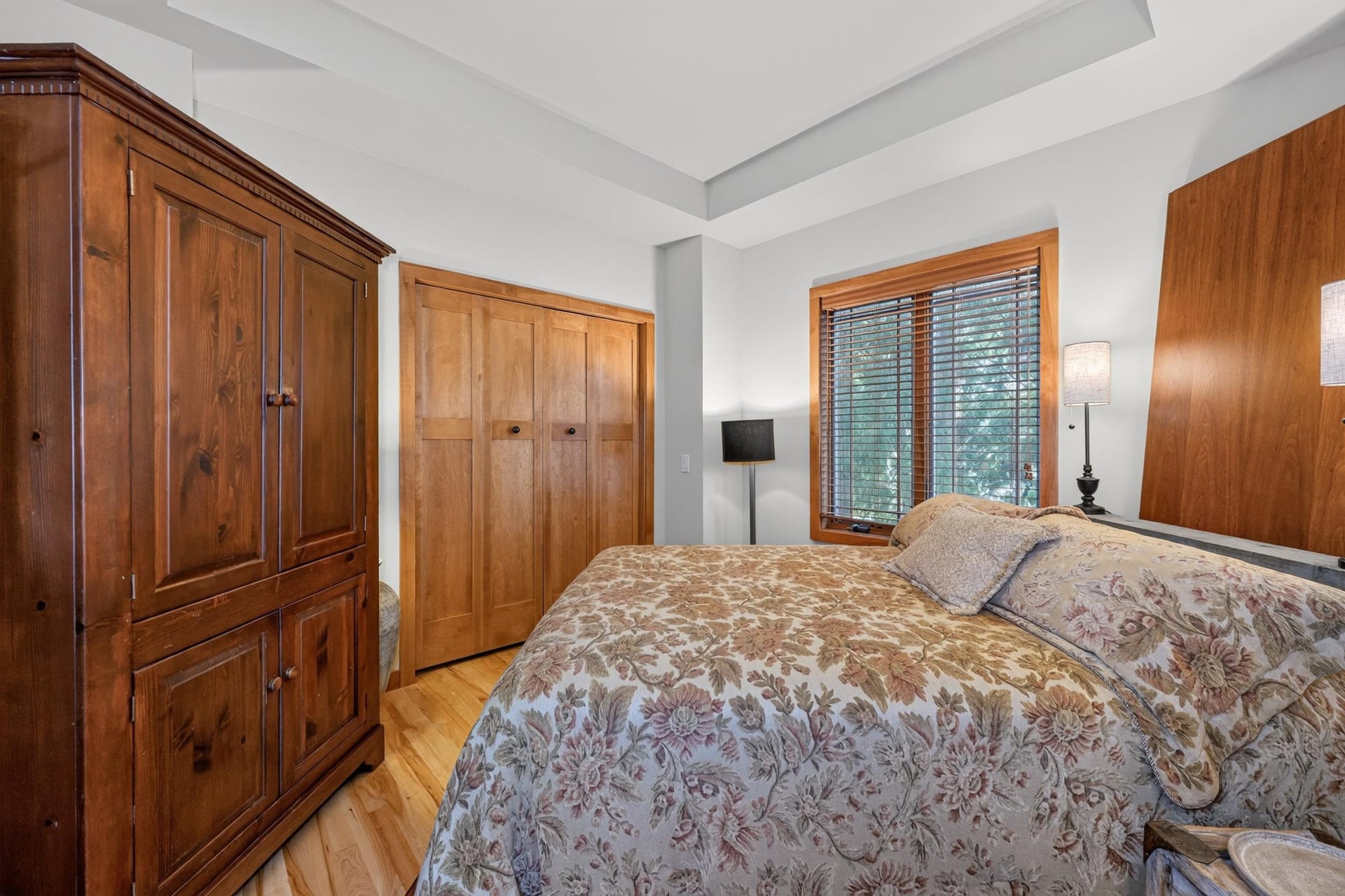 810 West Shore Drive, Madison, WI 53715