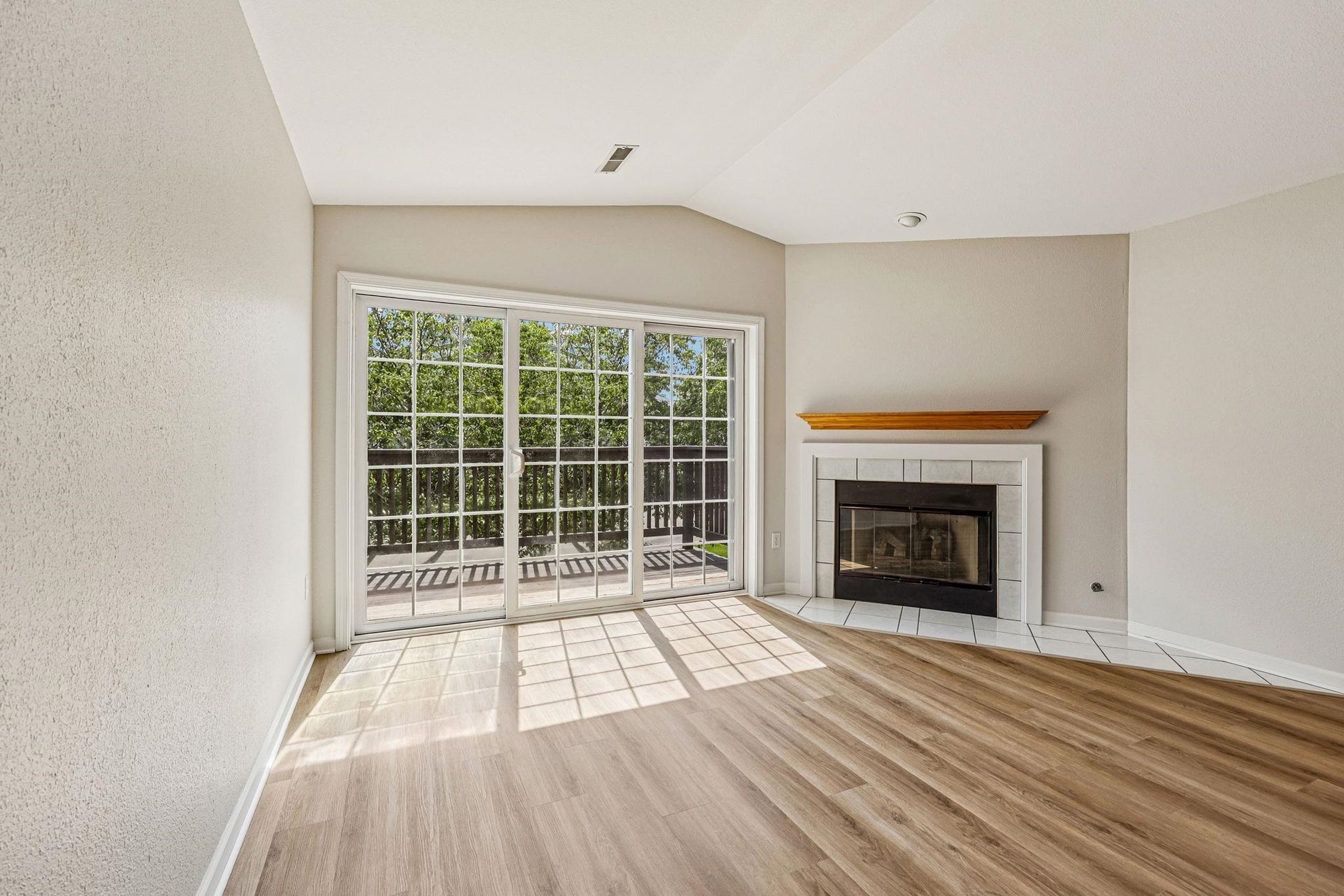 5449 Patriot Drive, Madison, WI 53718