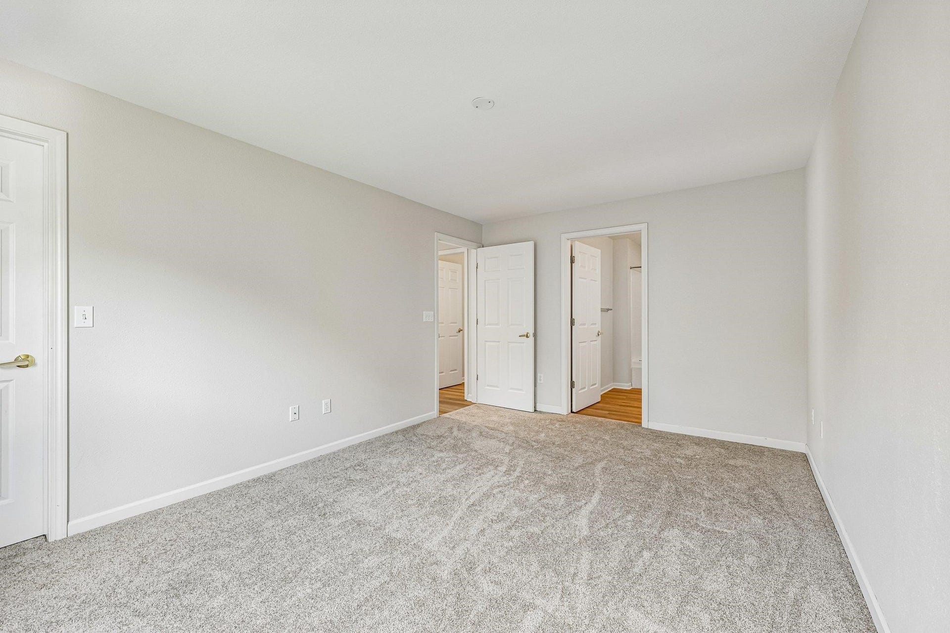 5449 Patriot Drive, Madison, WI 53718