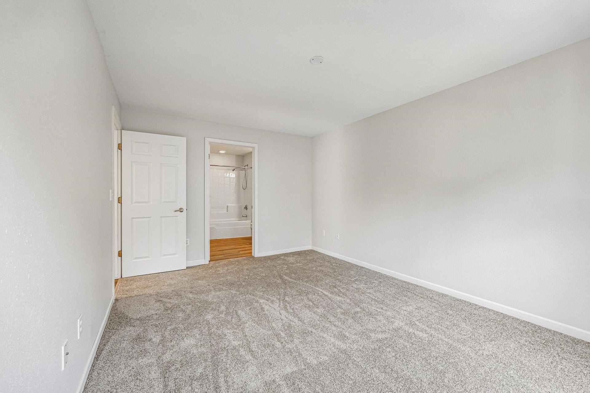 5449 Patriot Drive, Madison, WI 53718