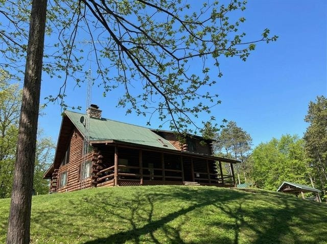 3206 1st Drive, Jackson, WI 53952-0000