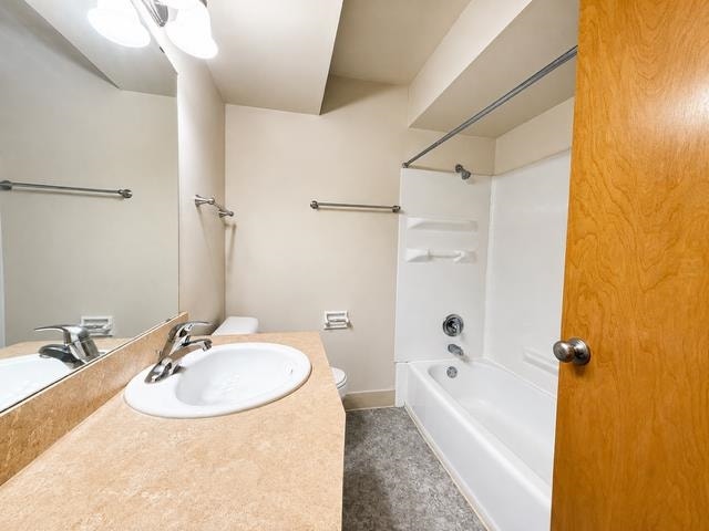 1405 Oconomowoc Avenue, Watertown, WI 53094