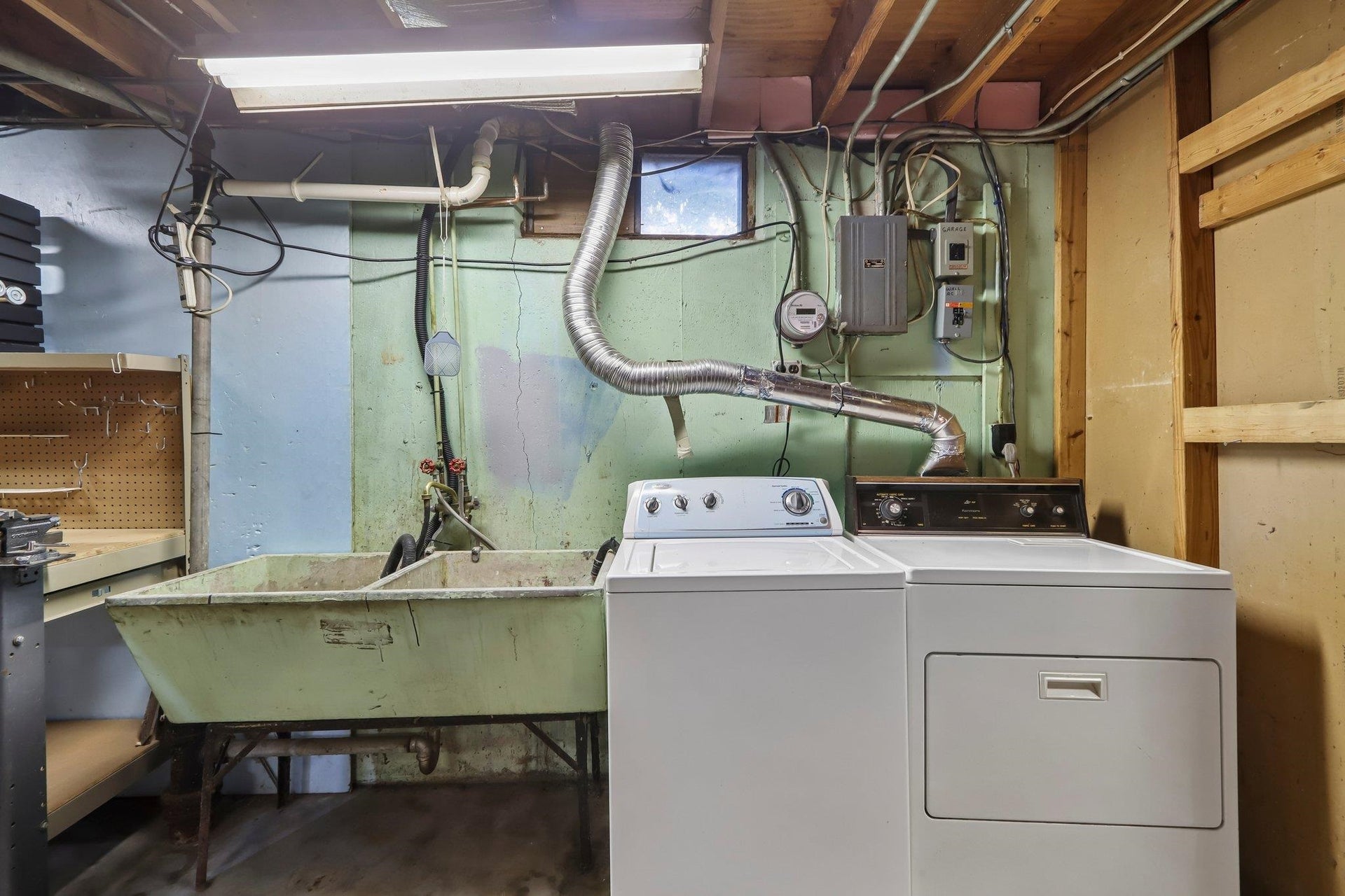 1937 Tennyson Lane, Madison, WI 53704