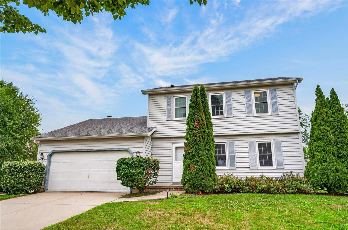 1013 N High Point Road, Madison, WI 53717