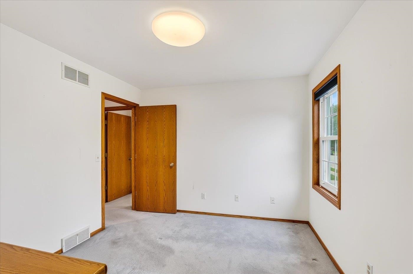 1013 N High Point Road, Madison, WI 53717