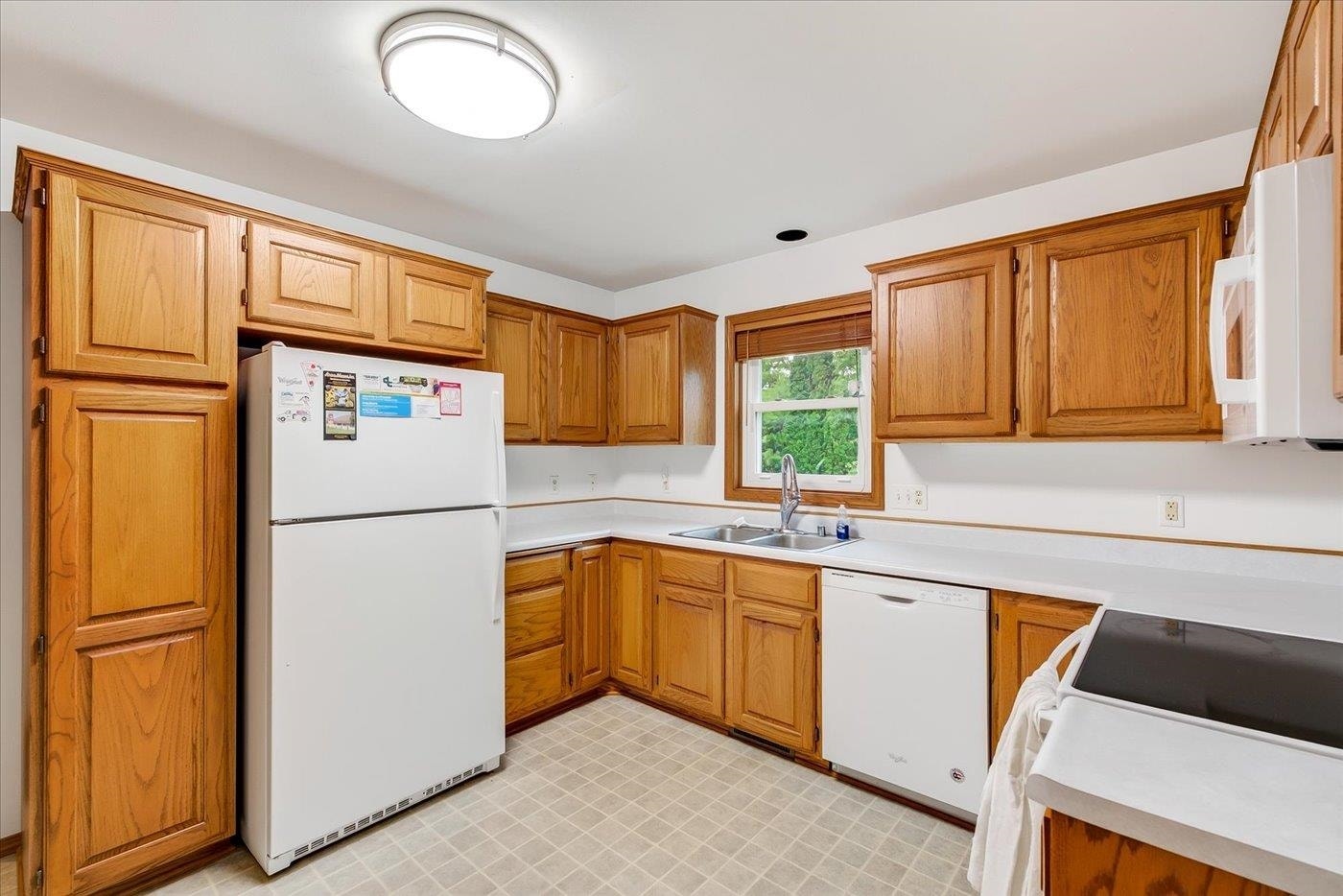 1013 N High Point Road, Madison, WI 53717