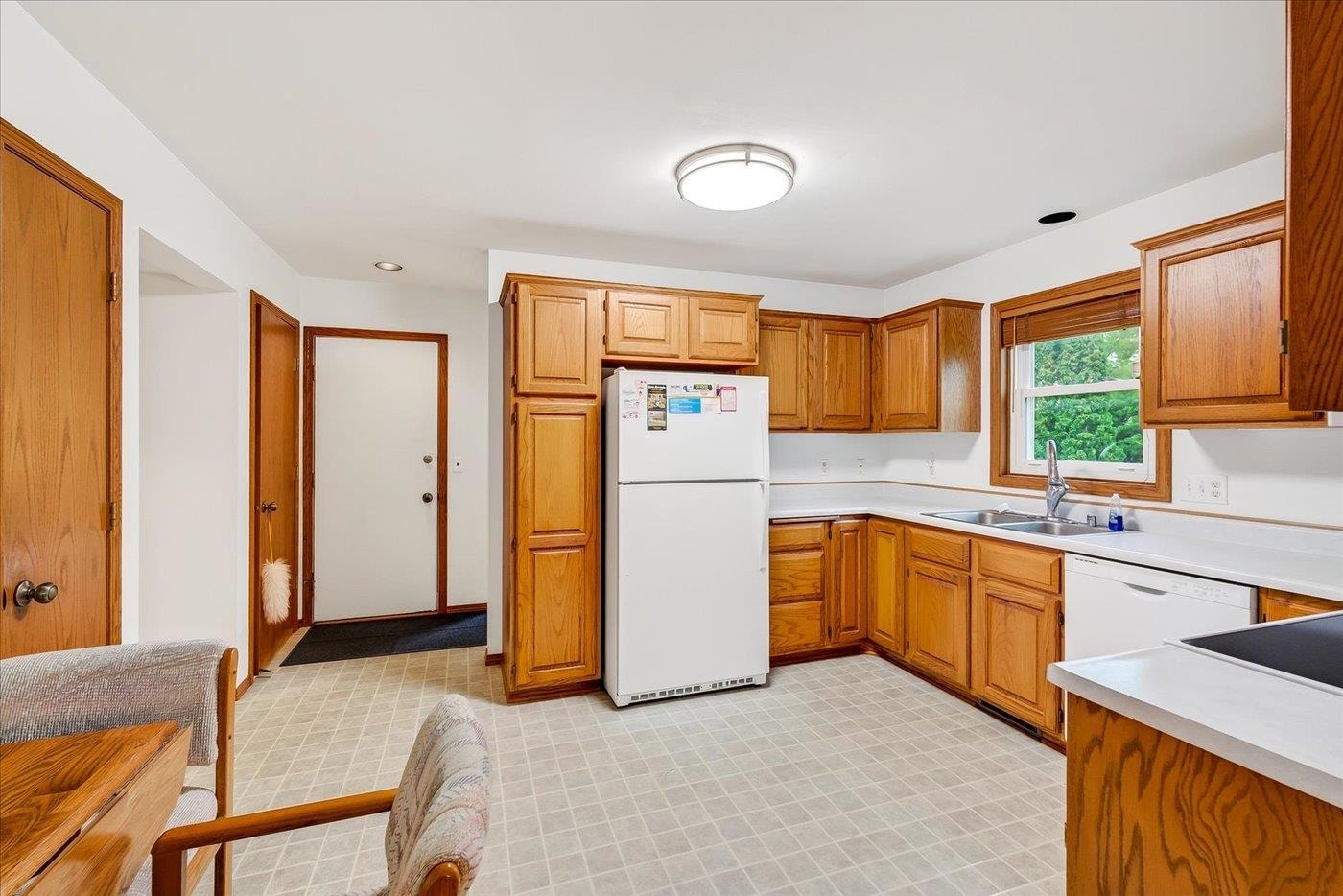 1013 N High Point Road, Madison, WI 53717