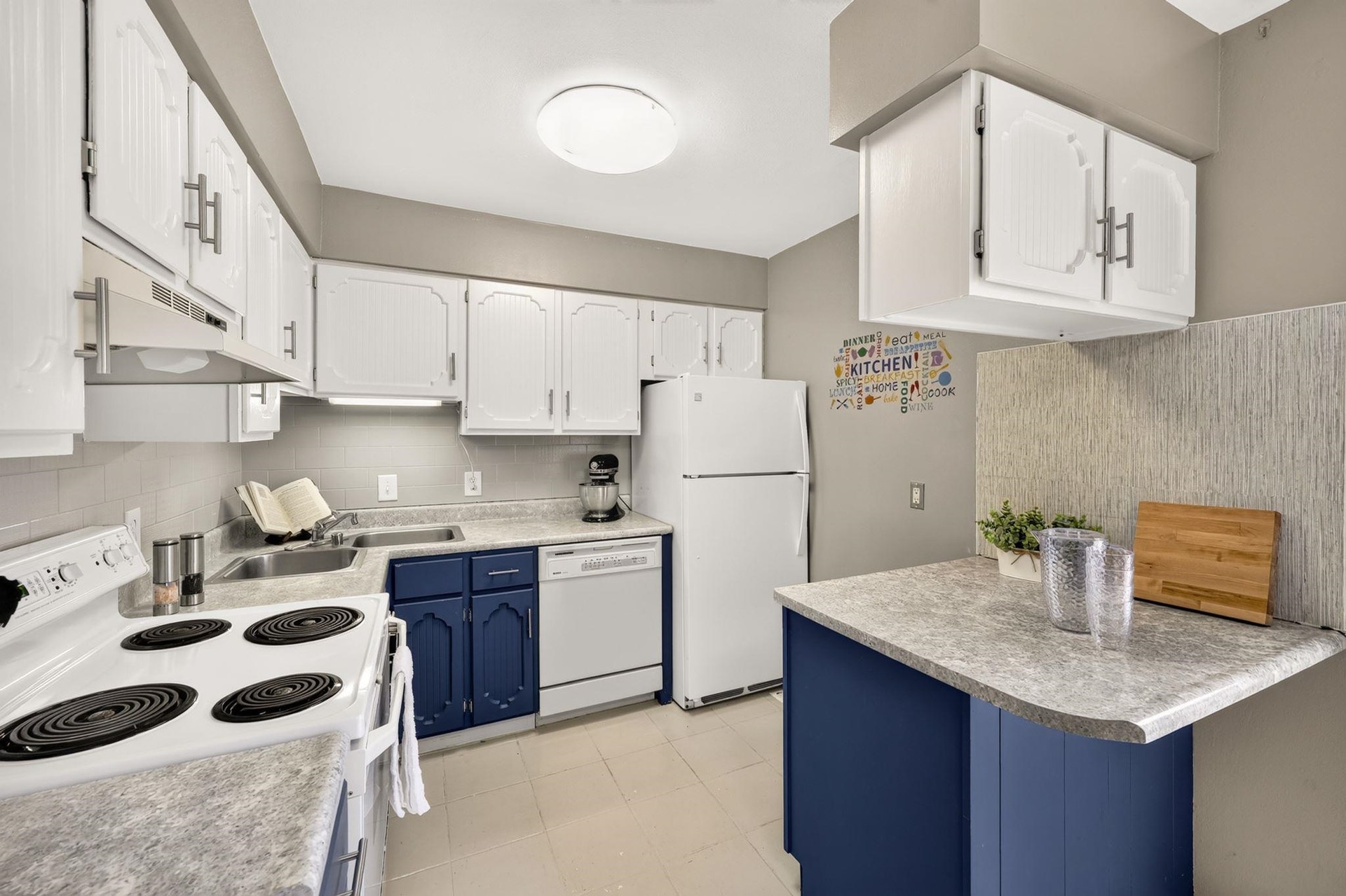 2028 Post Road, Madison, WI 53713