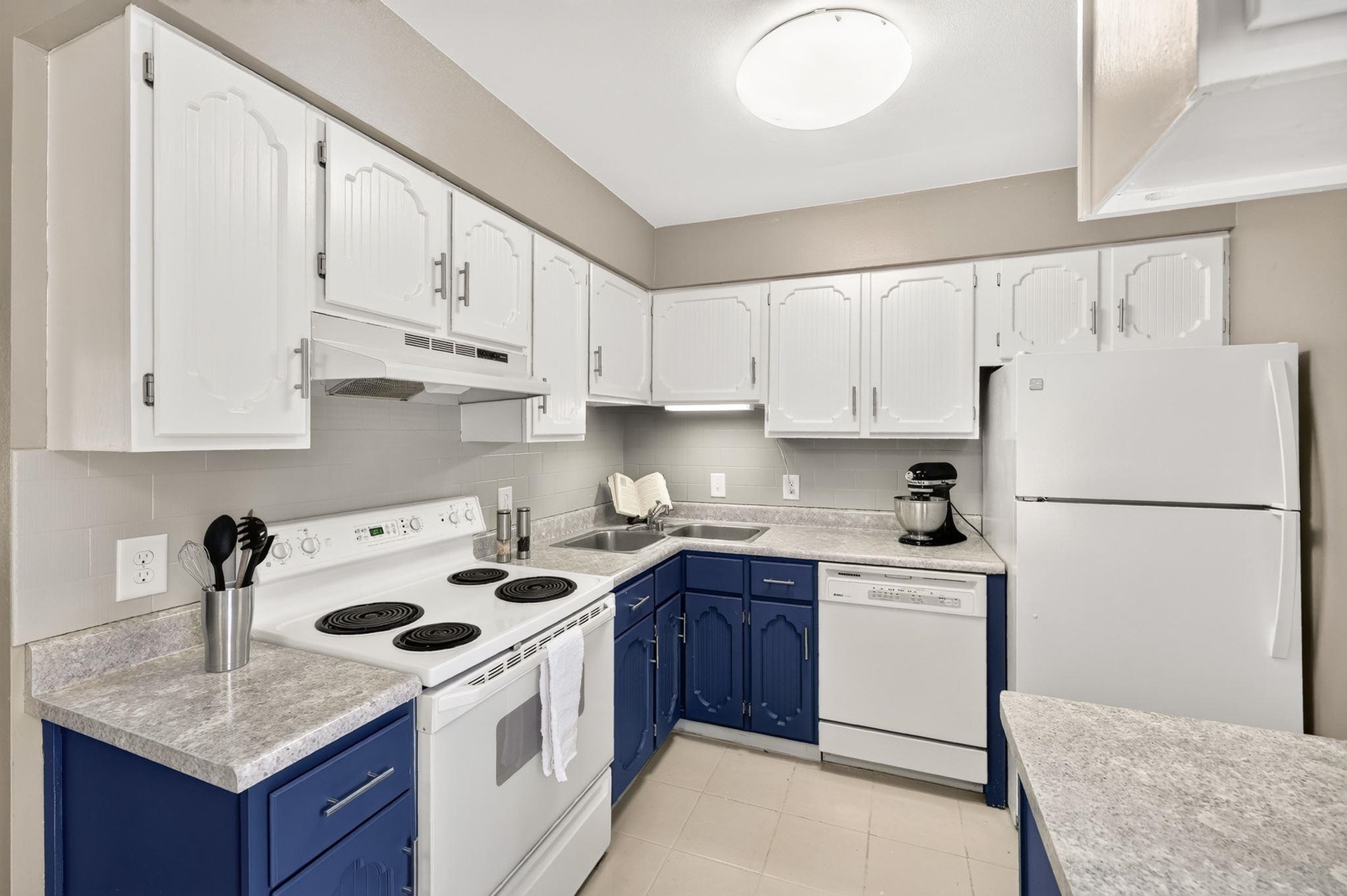2028 Post Road, Madison, WI 53713
