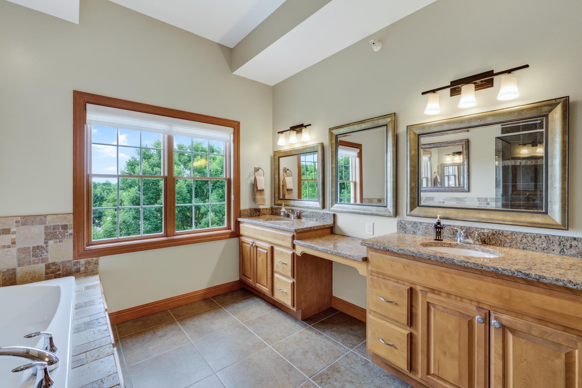 9002 Hawks Reserve Lane, #201, Madison, WI 53593