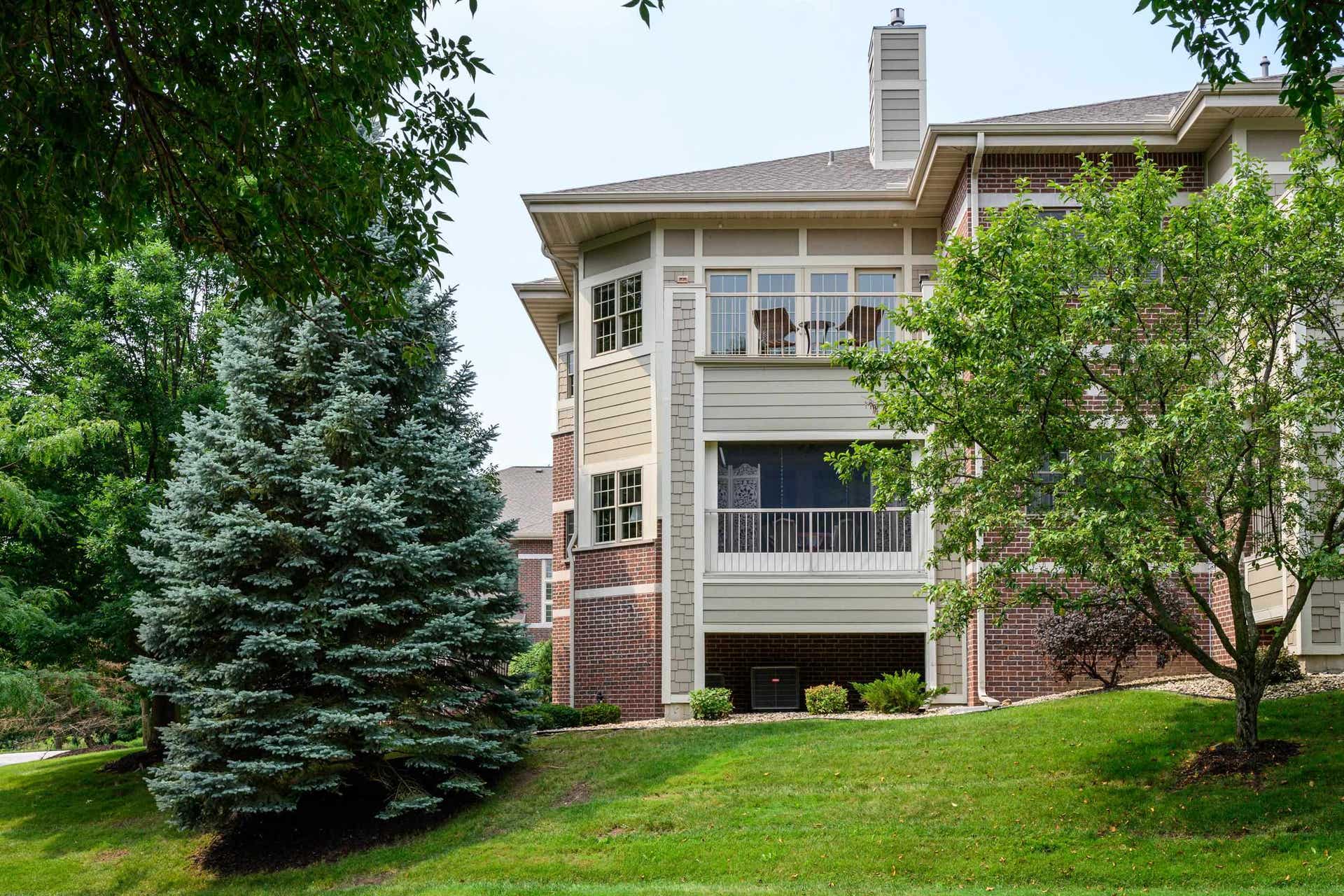 9002 Hawks Reserve Lane, #201, Madison, WI 53593