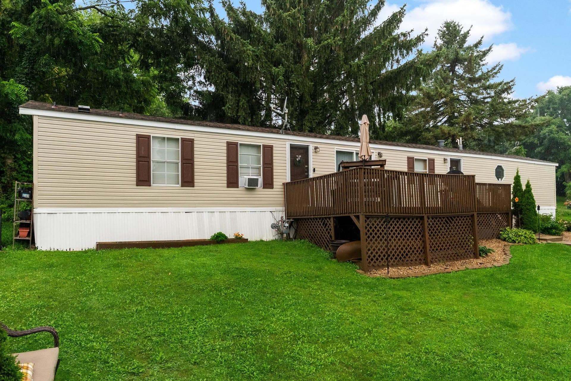 62 Apple Hill Drive, Blue Mounds, WI 53517