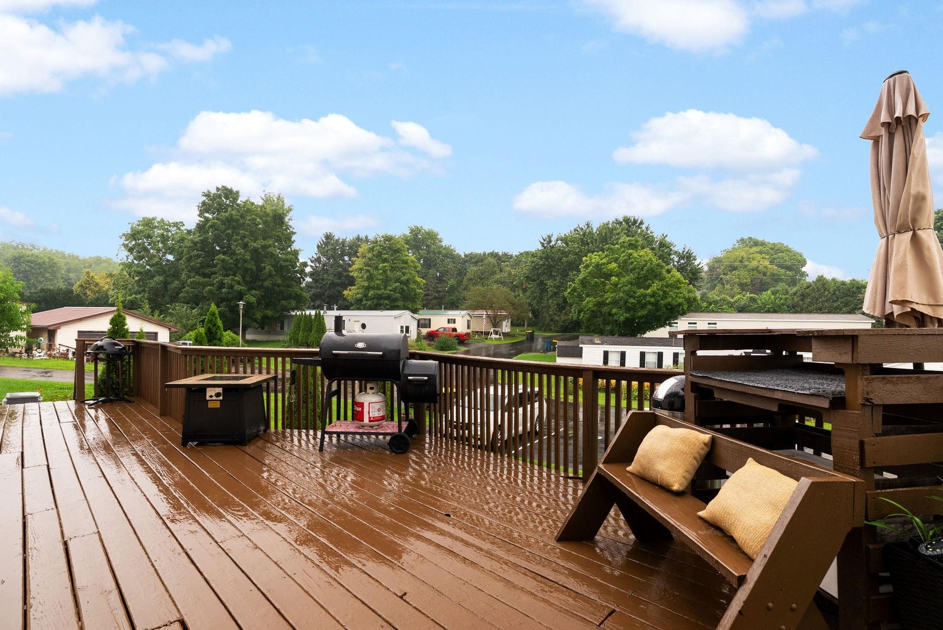 62 Apple Hill Drive, Blue Mounds, WI 53517