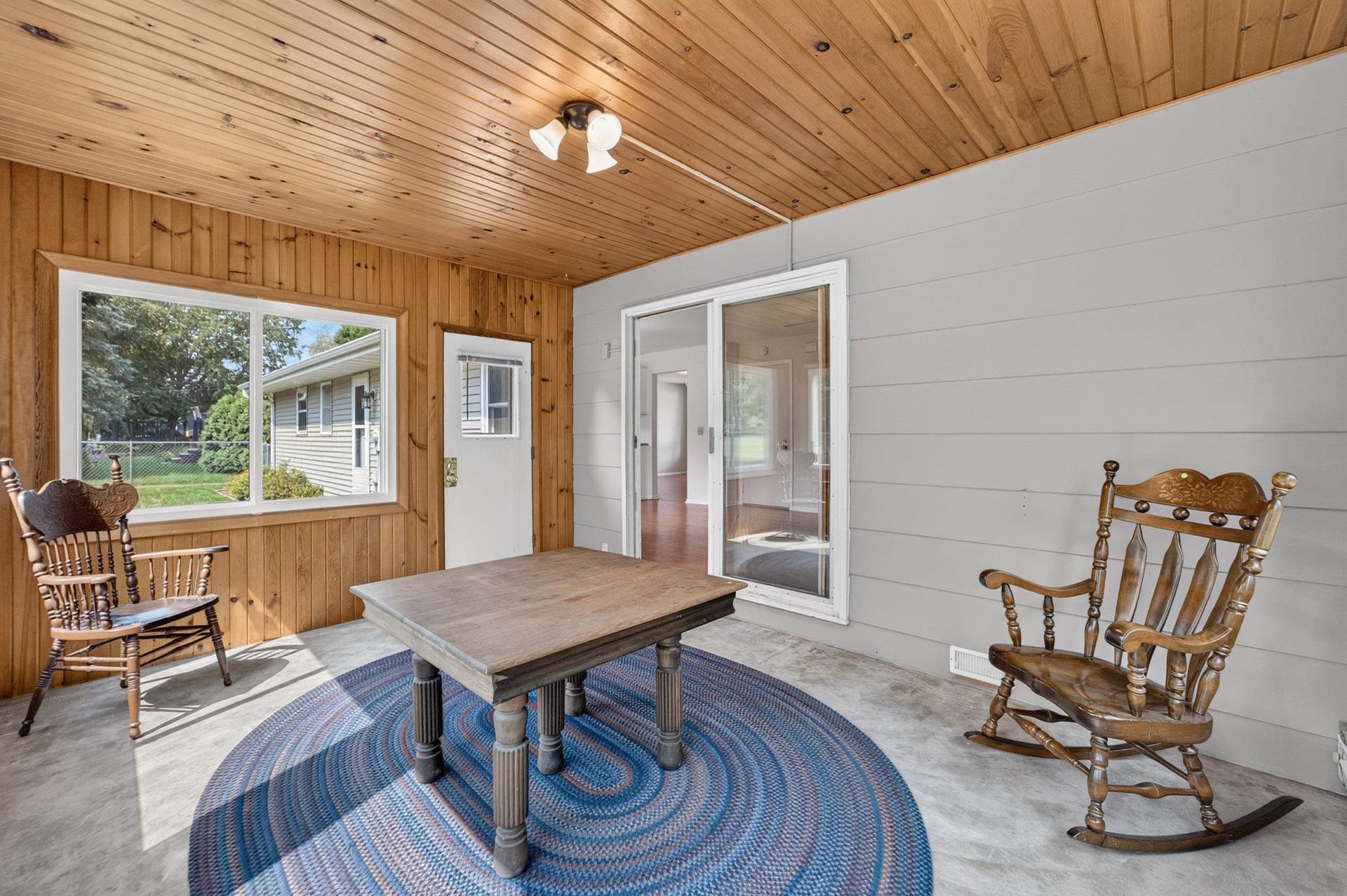 1702 N Page Street, Stoughton, WI 53589