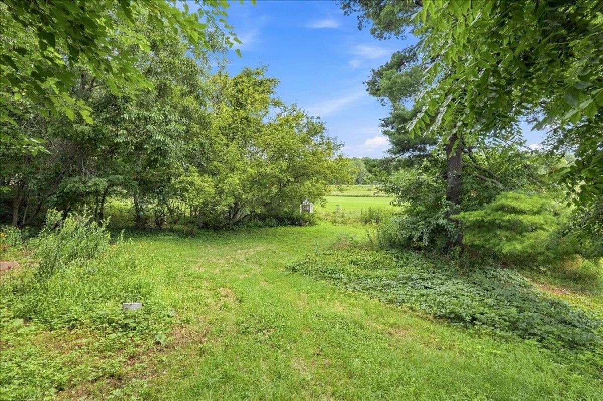 4997 W Clayton Road, Fitchburg, WI 53711