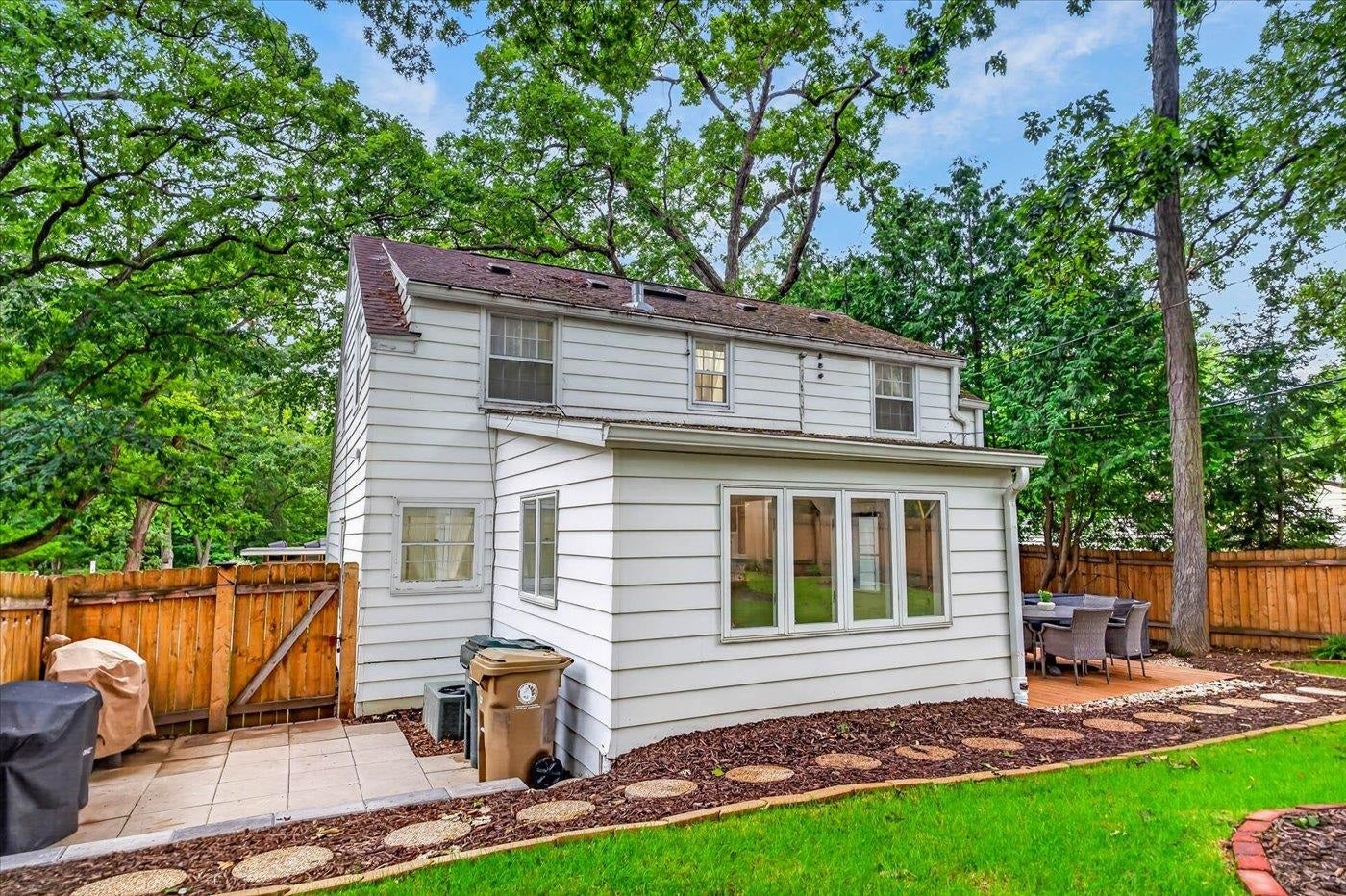 207 S Owen Drive, Madison, WI 53705
