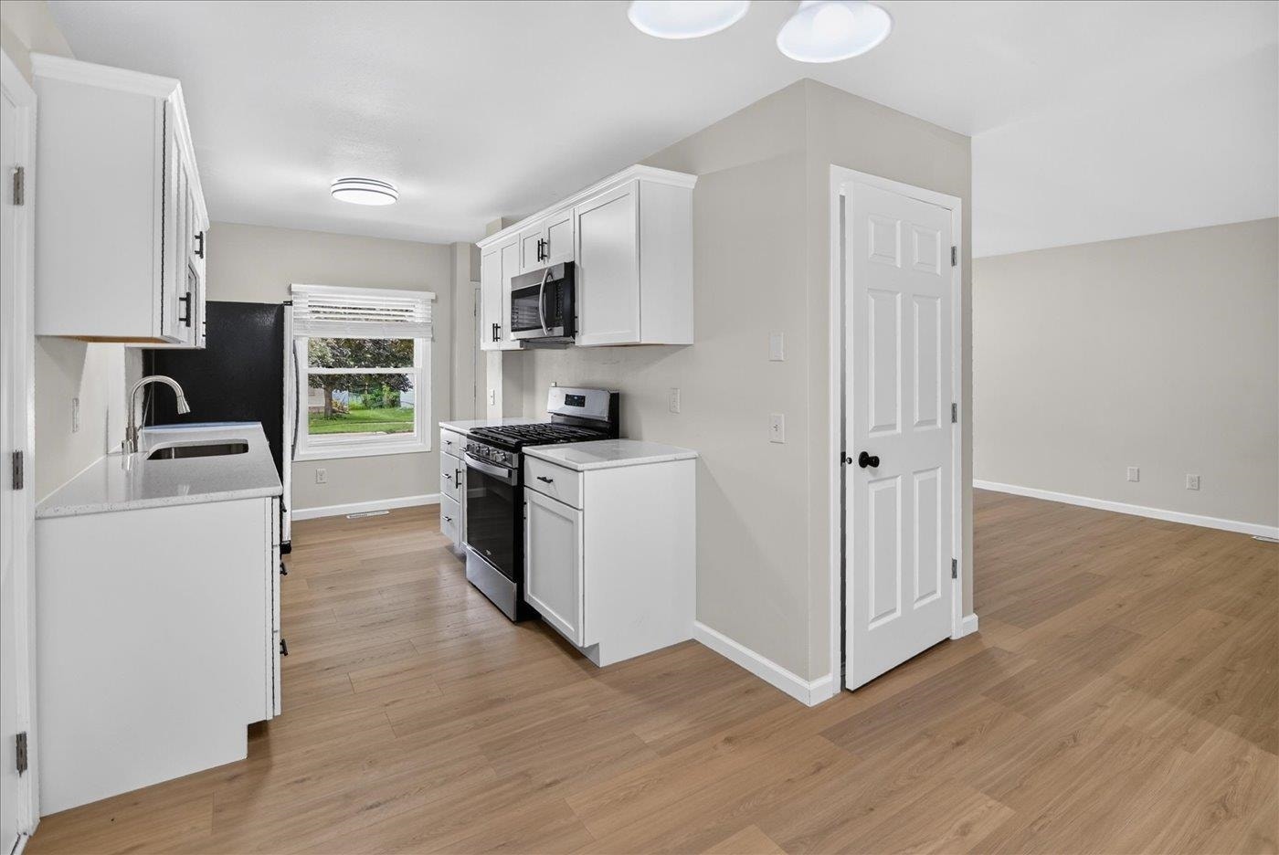 525 Berry Street, Stoughton, WI 53589