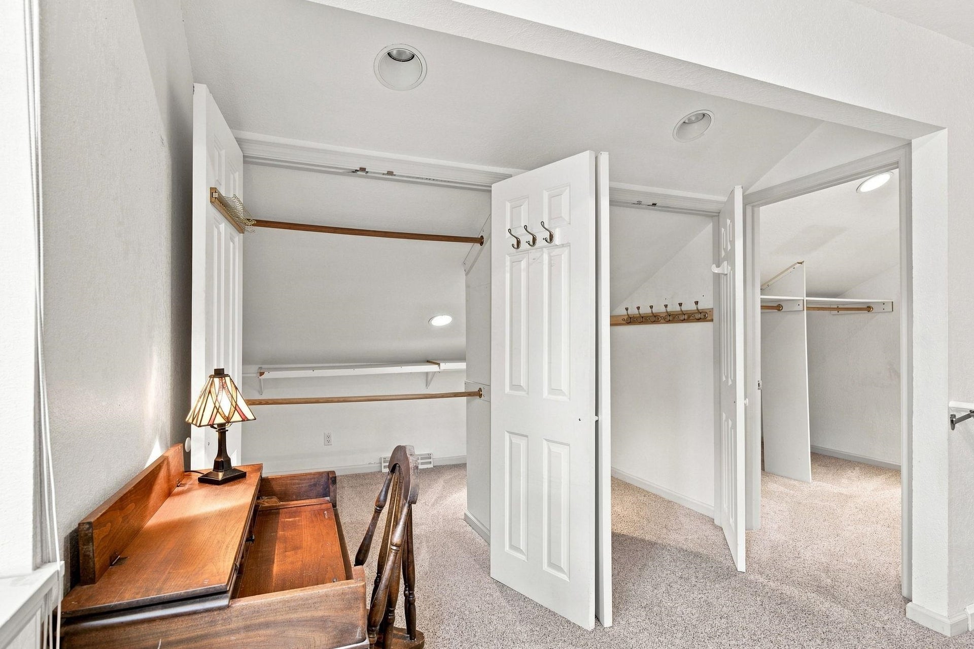 51 Oak Creek Trail, Madison, WI 53717
