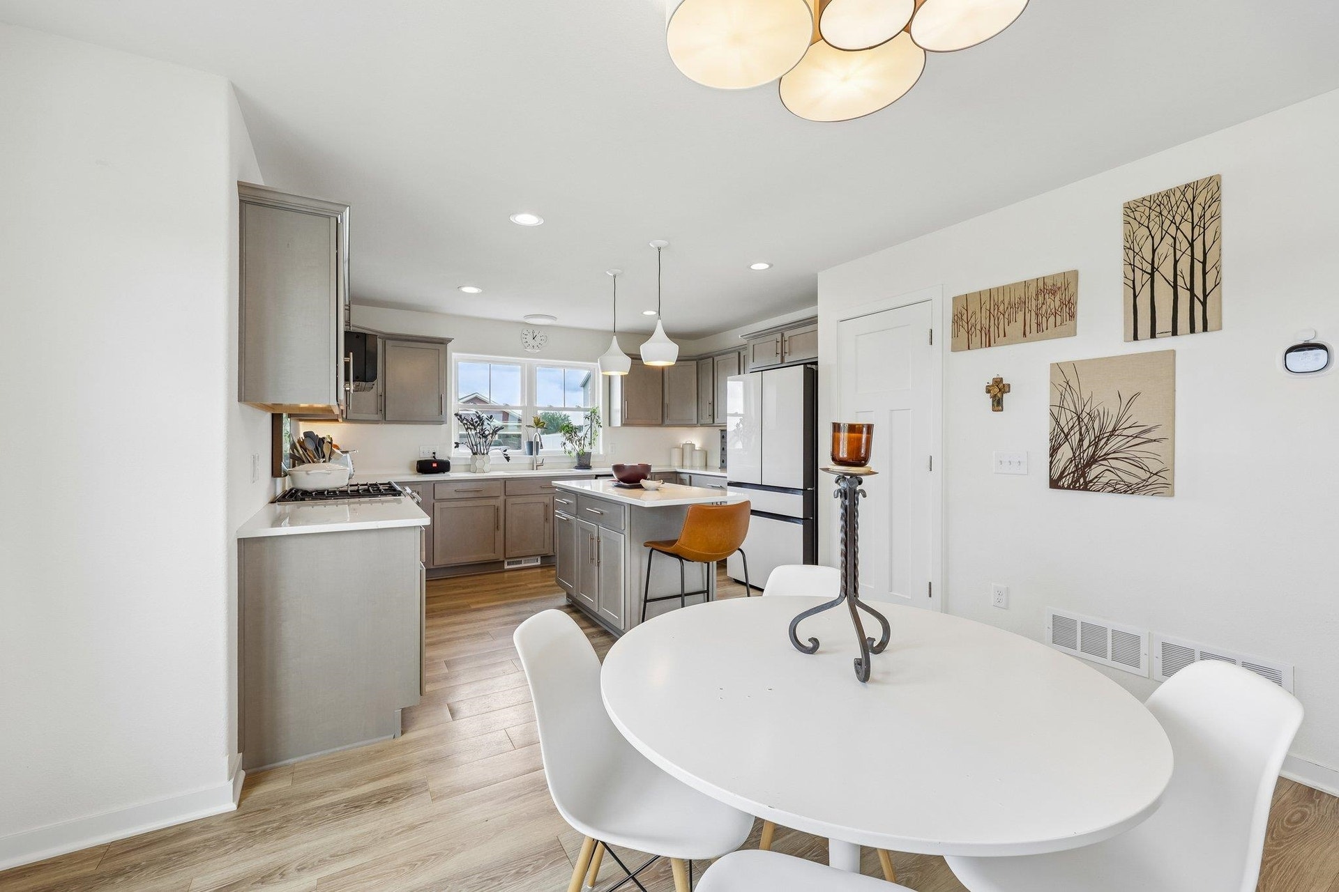 201 Trail View Lane, Lake Mills, WI 53551