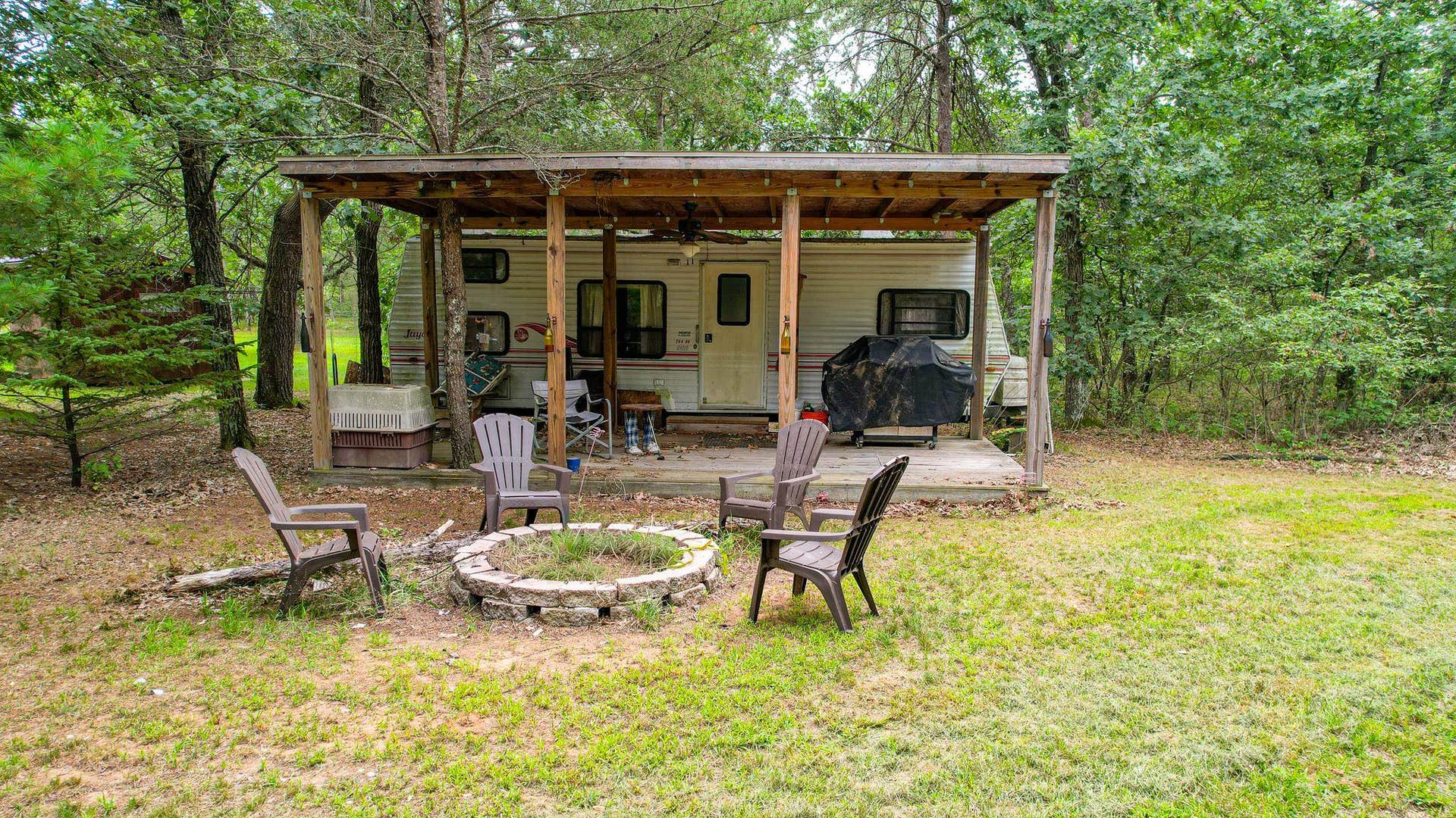 1829 Castlewood Road, Quincy, WI 53934