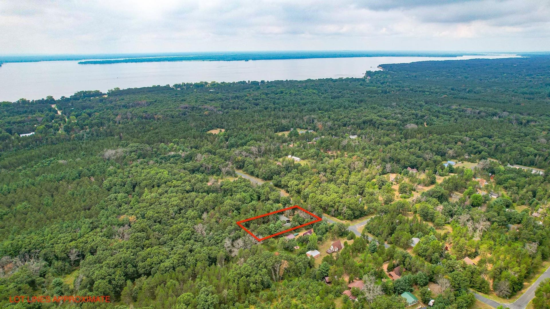 1829 Castlewood Road, Quincy, WI 53934