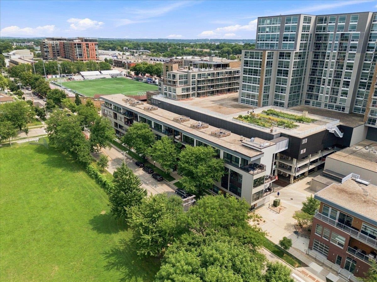 825 E Mifflin Street, #404, Madison, WI 53703