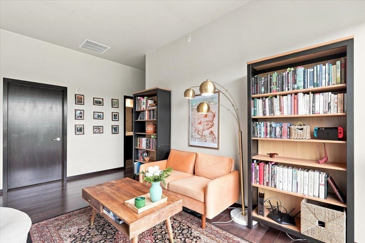 825 E Mifflin Street, #404, Madison, WI 53703